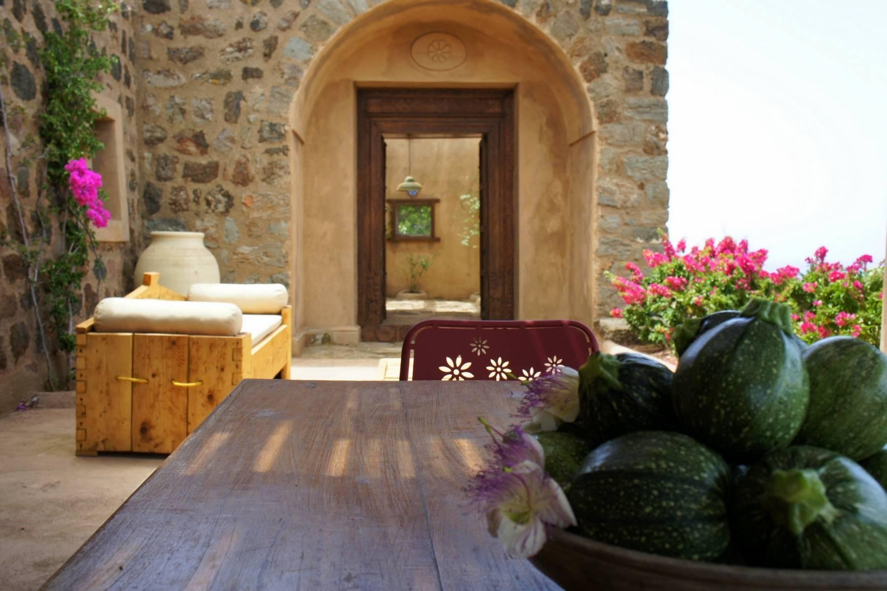 A traditional Sicilian estate with breath-taking views - 4