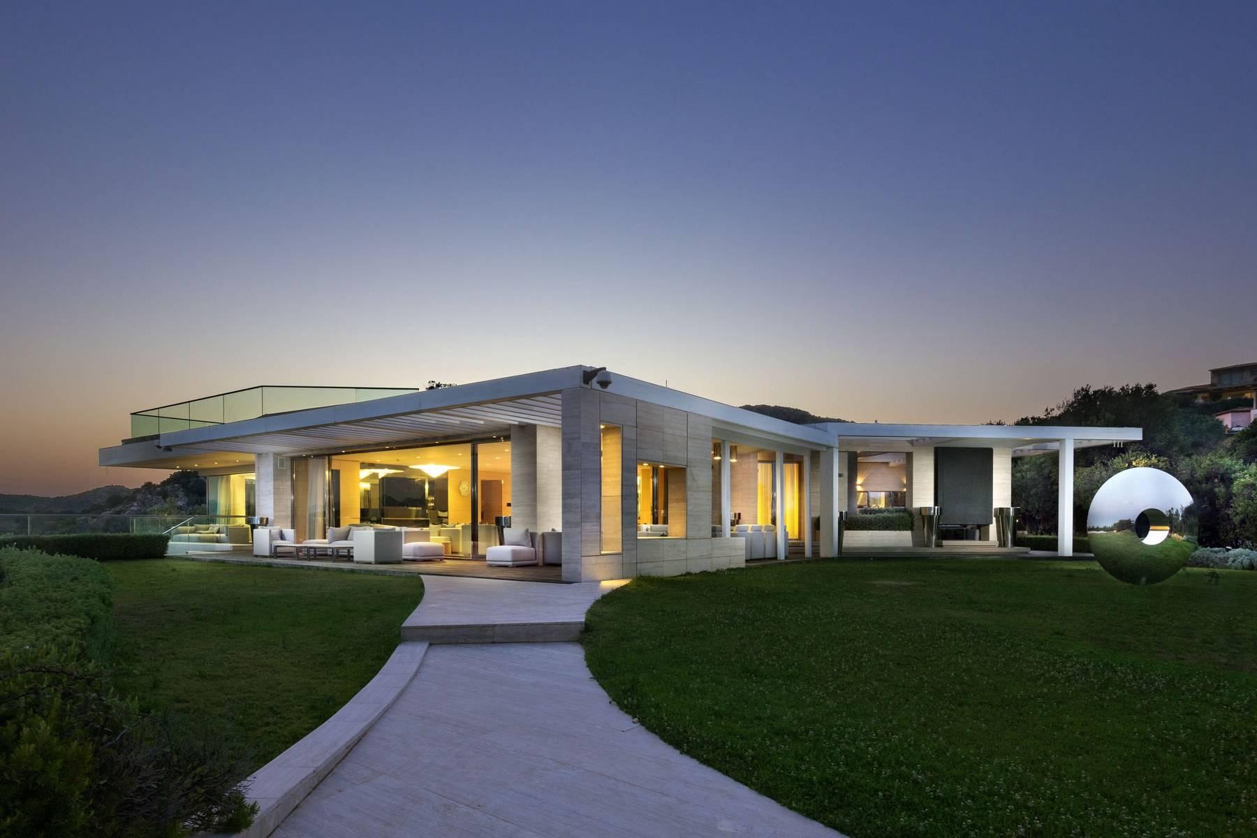 Prestigious and elegant villa located in the heart of the Costa Smeralda - 27
