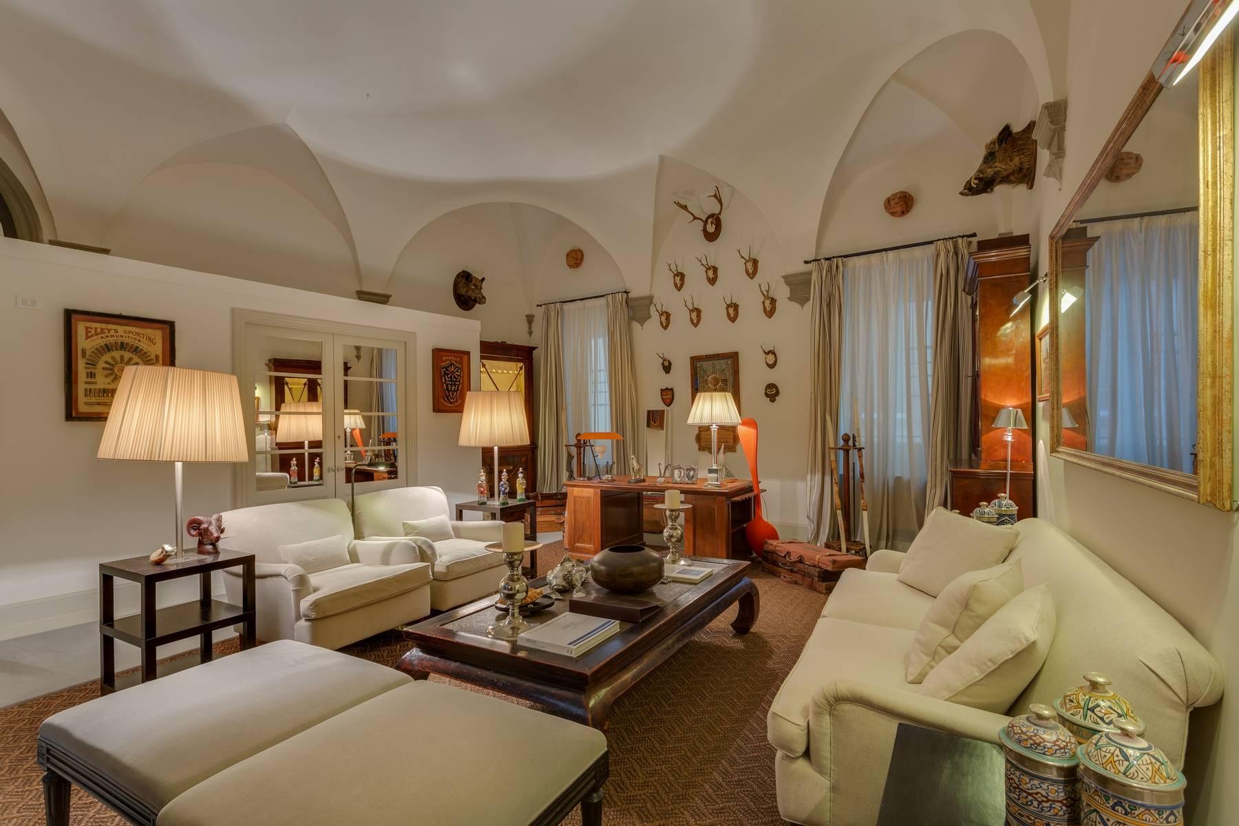 Una lussuosa residenza fiorentina a pochi passi da Palazzo Pitti - 35