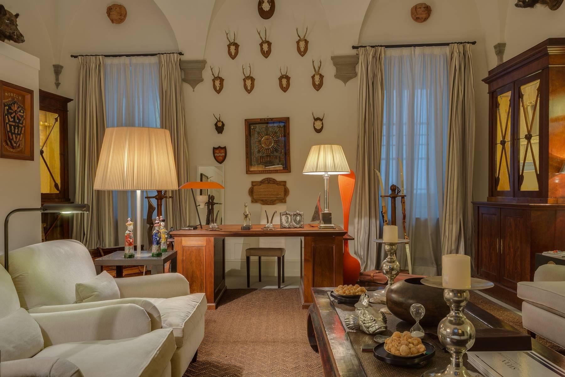 Una lussuosa residenza fiorentina a pochi passi da Palazzo Pitti - 36