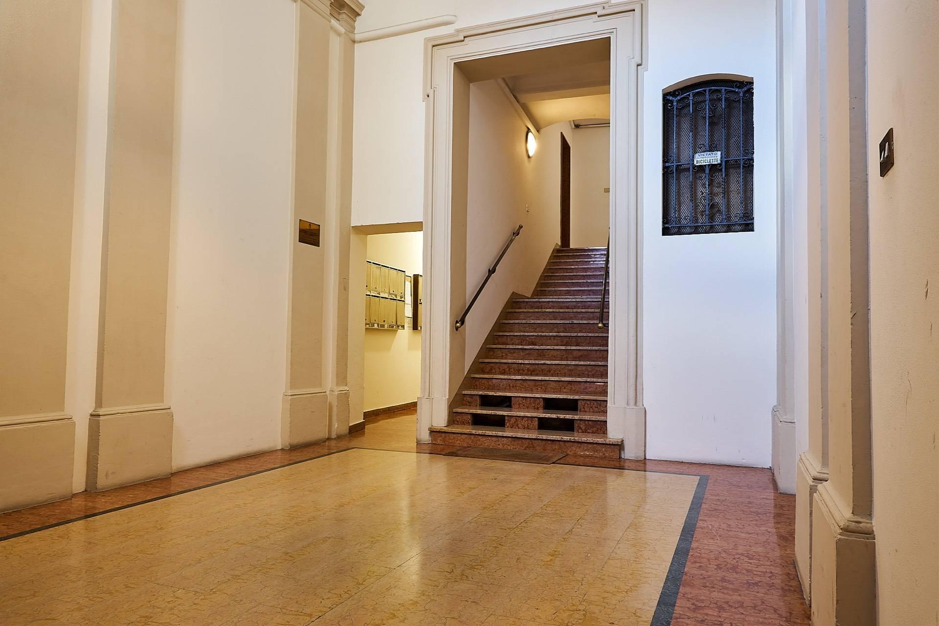 Stunning apartment in the heart of Bologna - 28