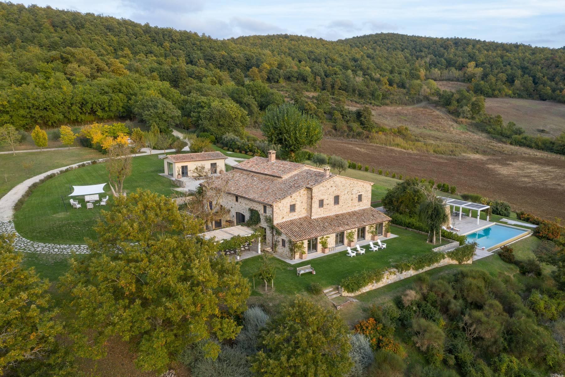 Lussuosa villa moderna con 6 camere da letto nel sud della Toscana - 1