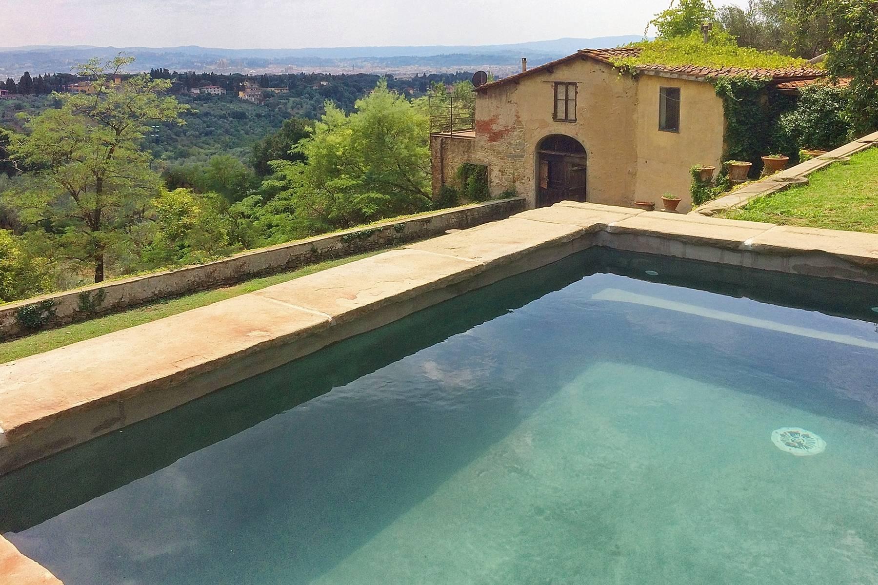 Beautiful 15th century villa with splendid views of Florence and the countryside - 5
