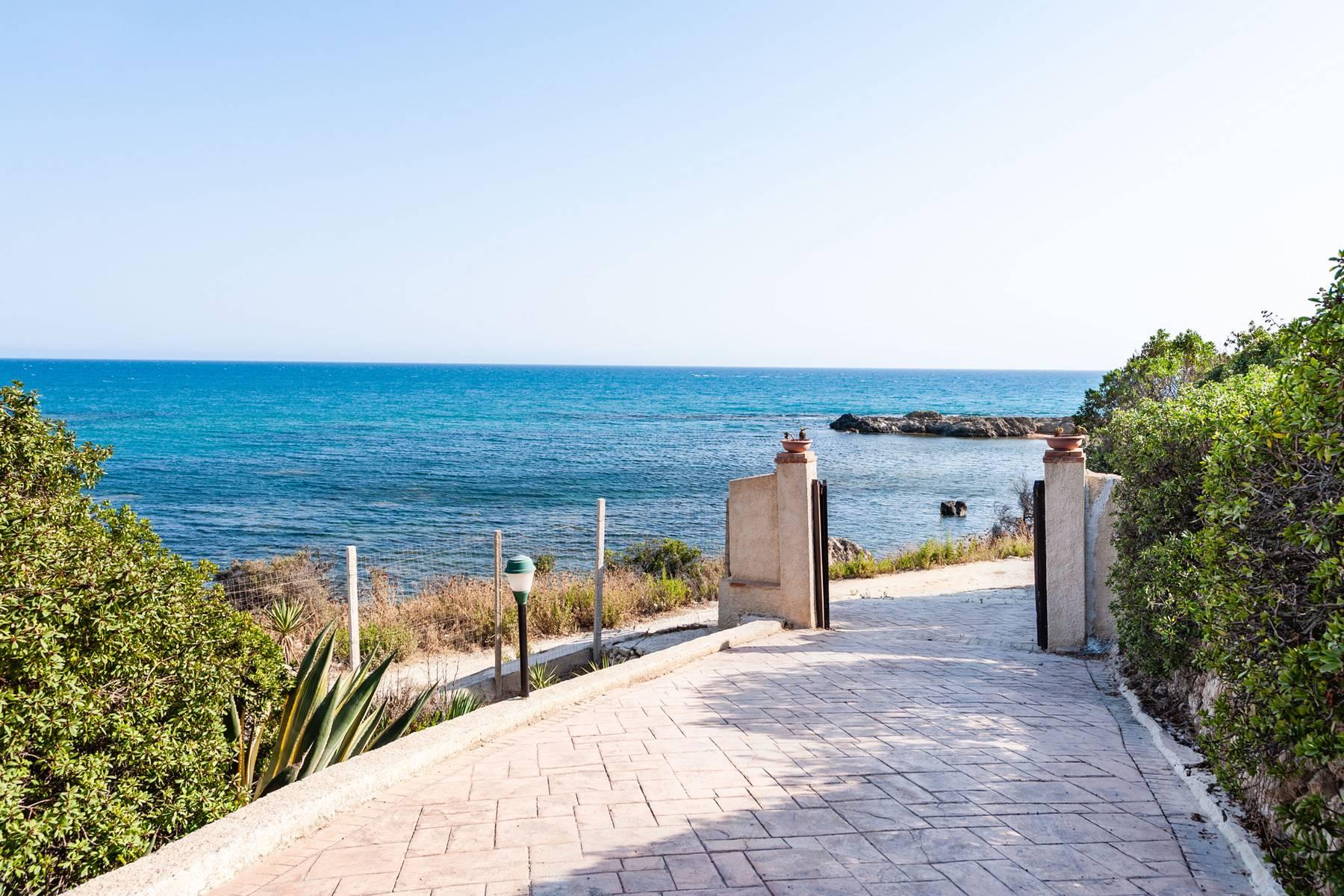 Exclusive villa on the coast of Licata - 11