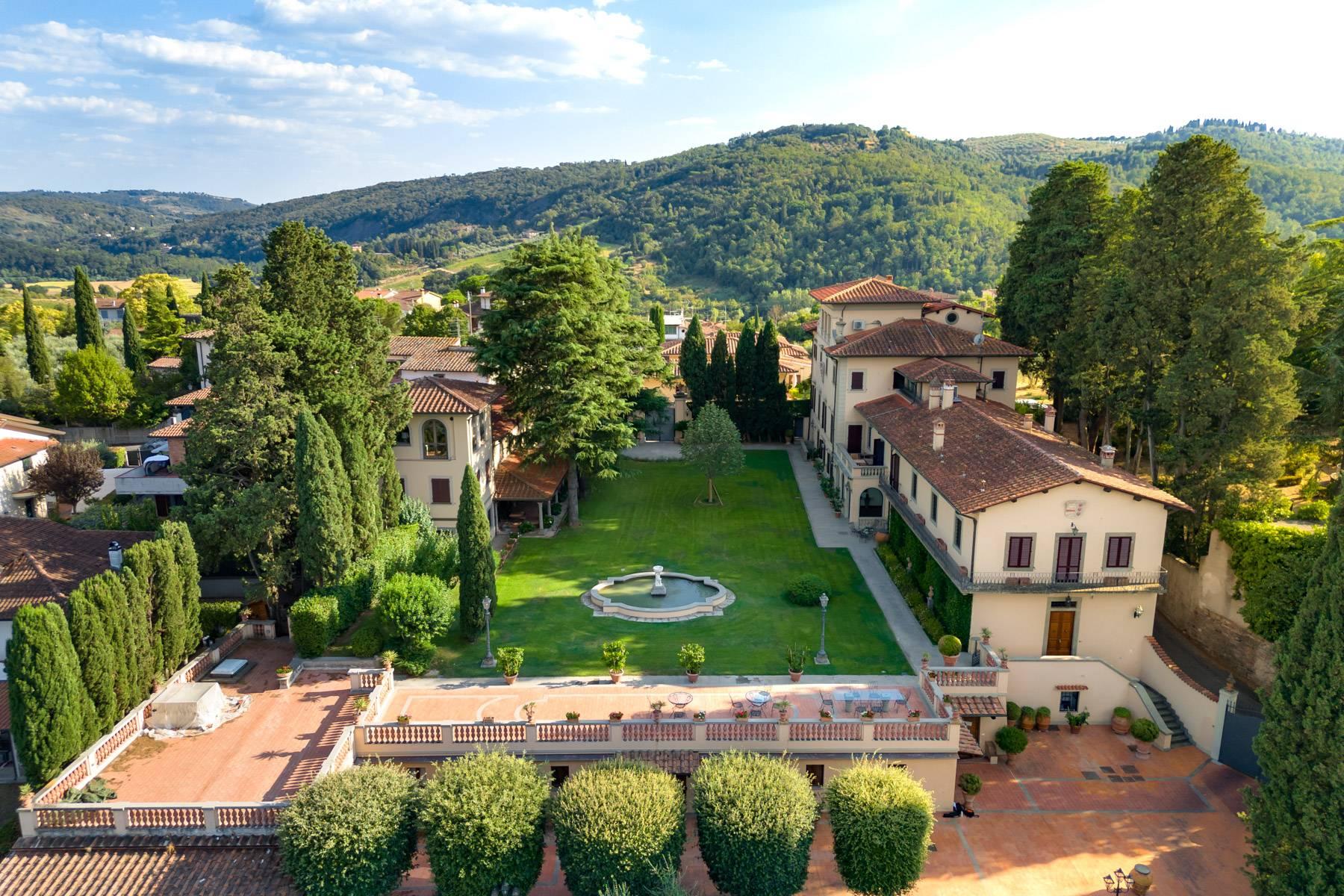 Prestigious apartment in a historic mansion on the hills of Carmignano - 3