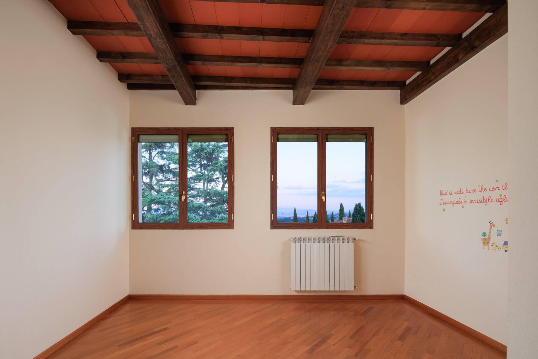 Wohnung in einer historischen Villa auf den Hügeln von Carmignano - 11