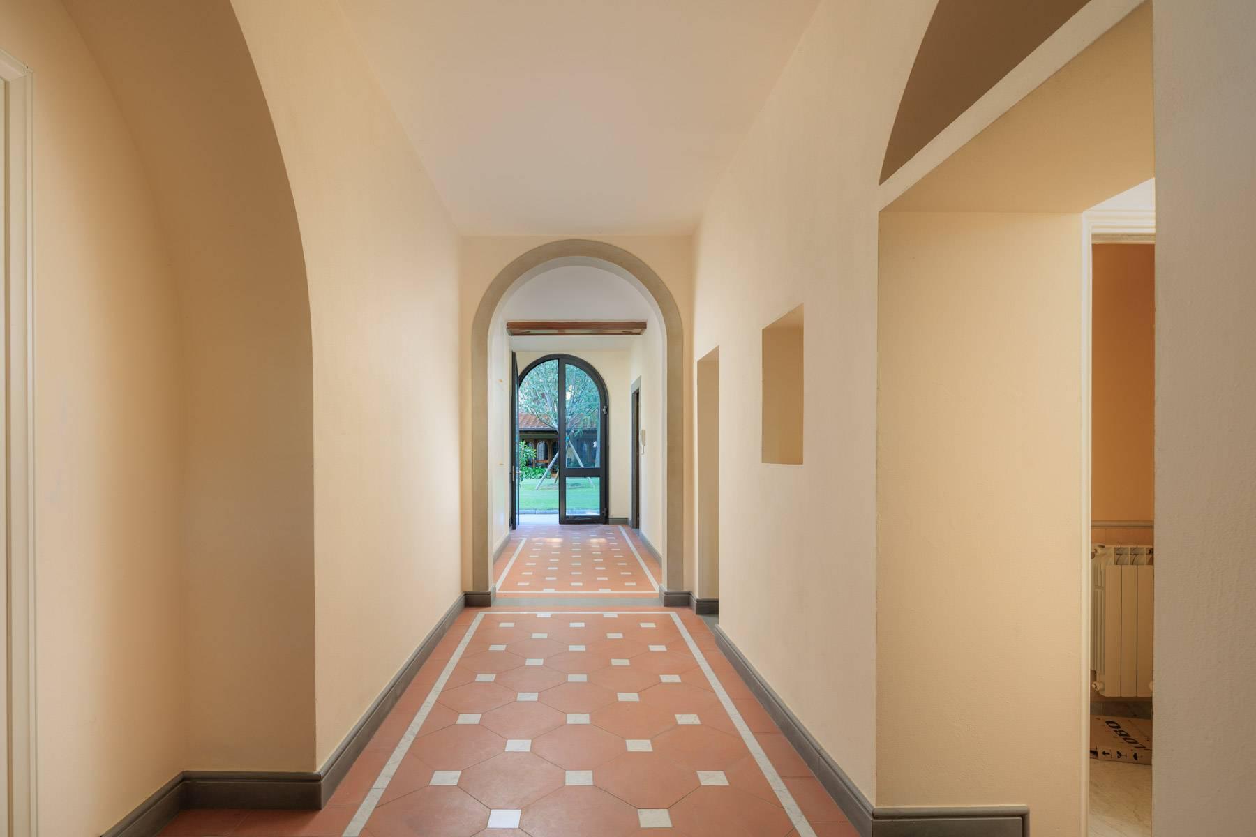 Elegant apartment in a historic Tuscan mansion - 7