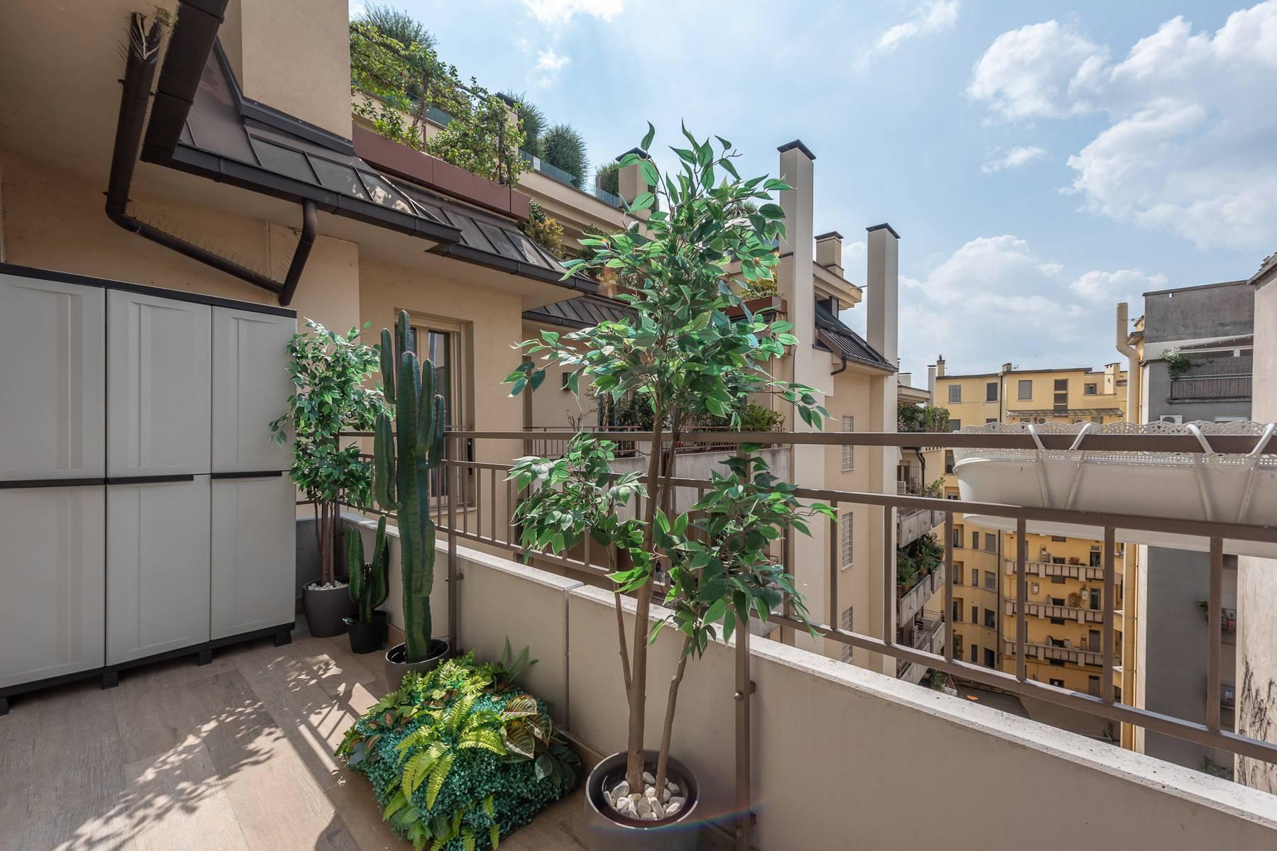 Appartement moderne sur deux niveaux avec terrasses - 30