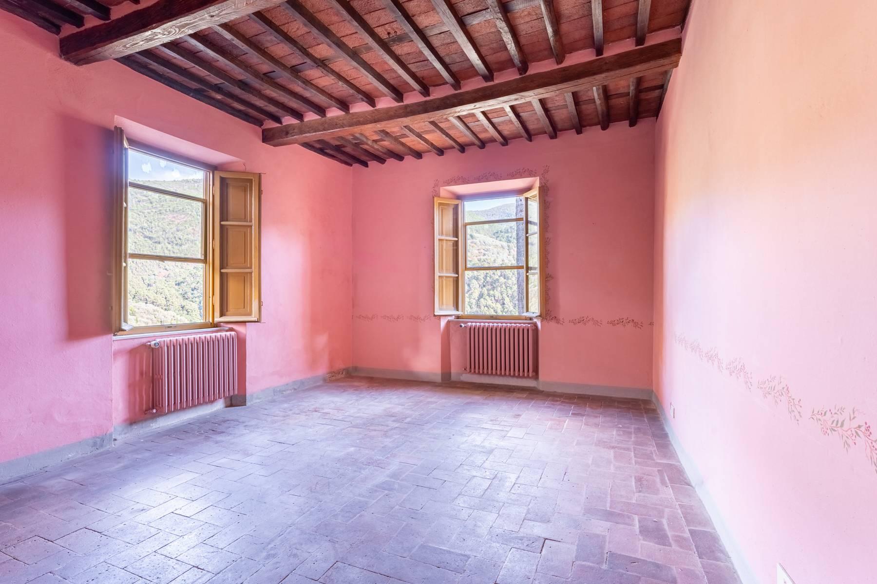Superb villa with breathtaking views of the Lucca countryside - 18