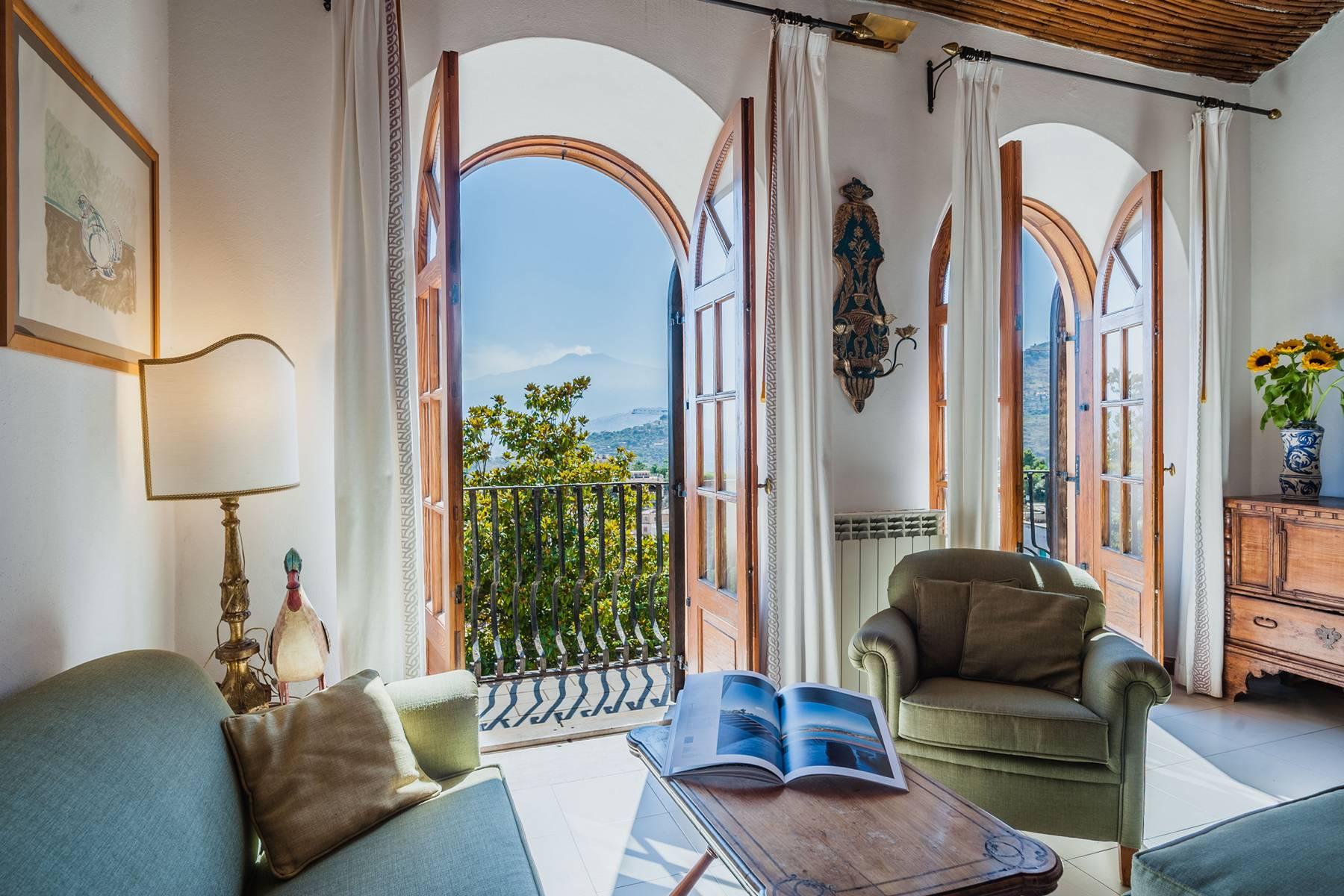 Villa a Taormina con  giardino e vista panoramica - 8