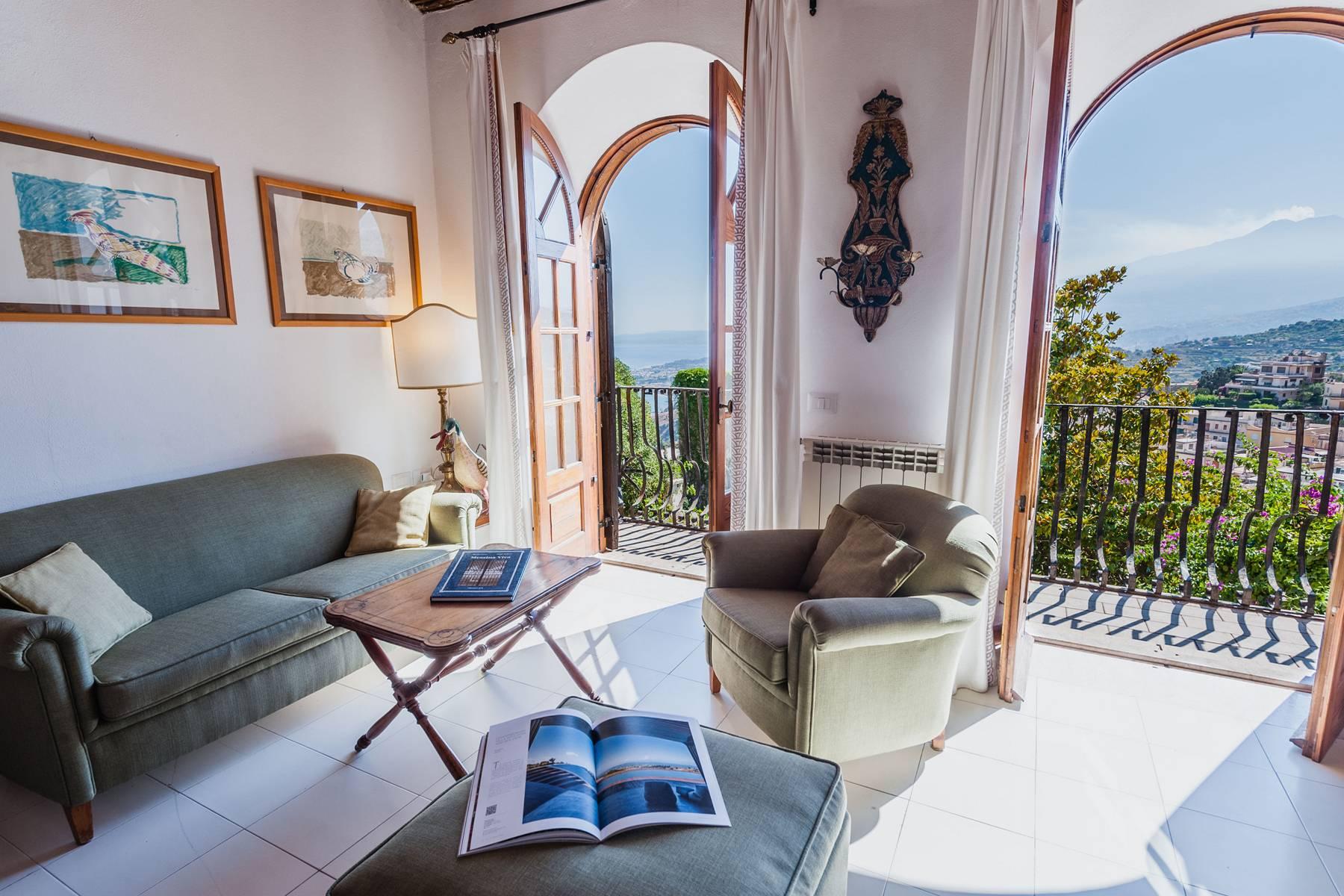 Villa a Taormina con  giardino e vista panoramica - 14