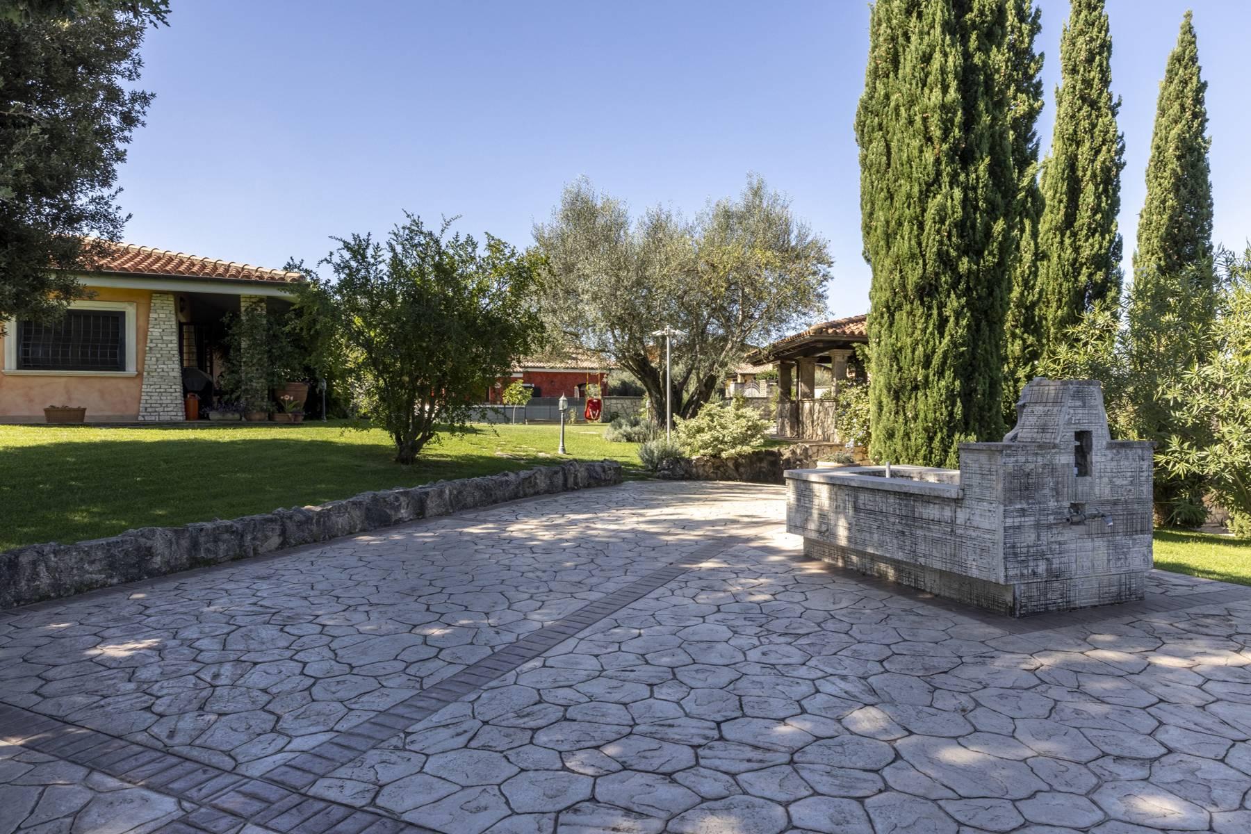 Moderna villa con piscina a due passi da Roma - 14