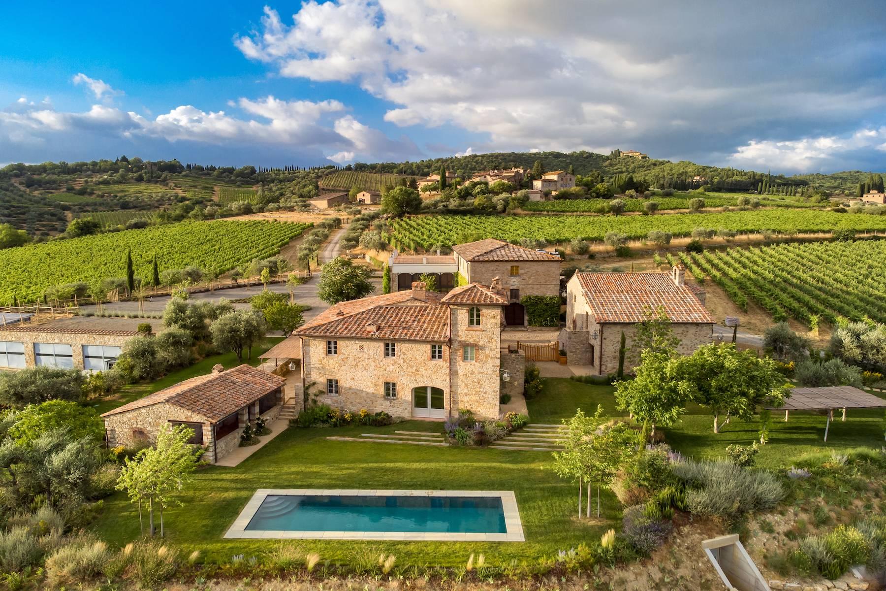 Enchanting villa in the countryside of Siena - 2