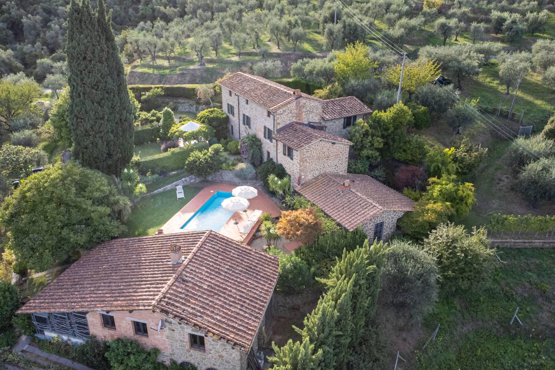 Charming Tuscan farmhouse with pool - 2