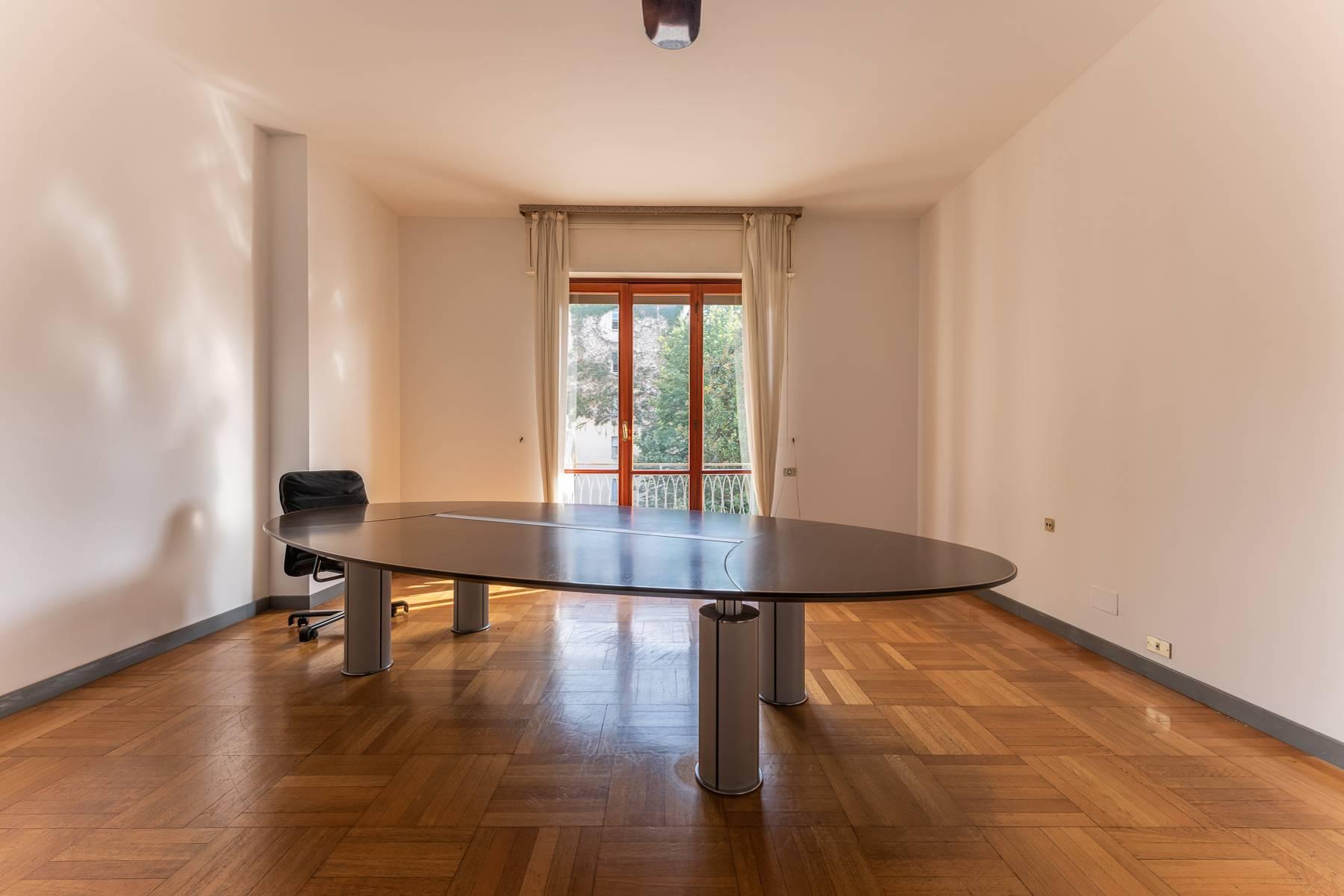 Office of about 200 square meters for rent in the Court area - 14