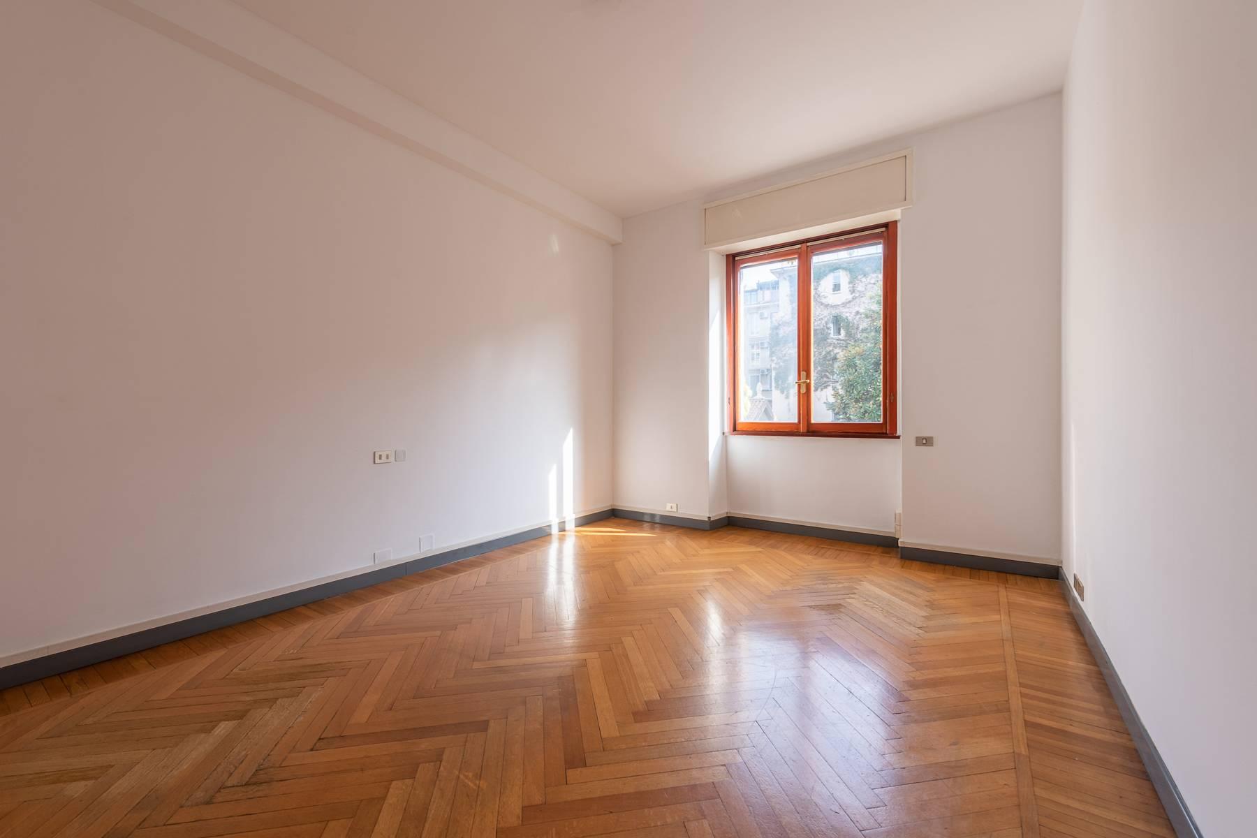 Office of about 200 square meters for rent in the Court area - 17