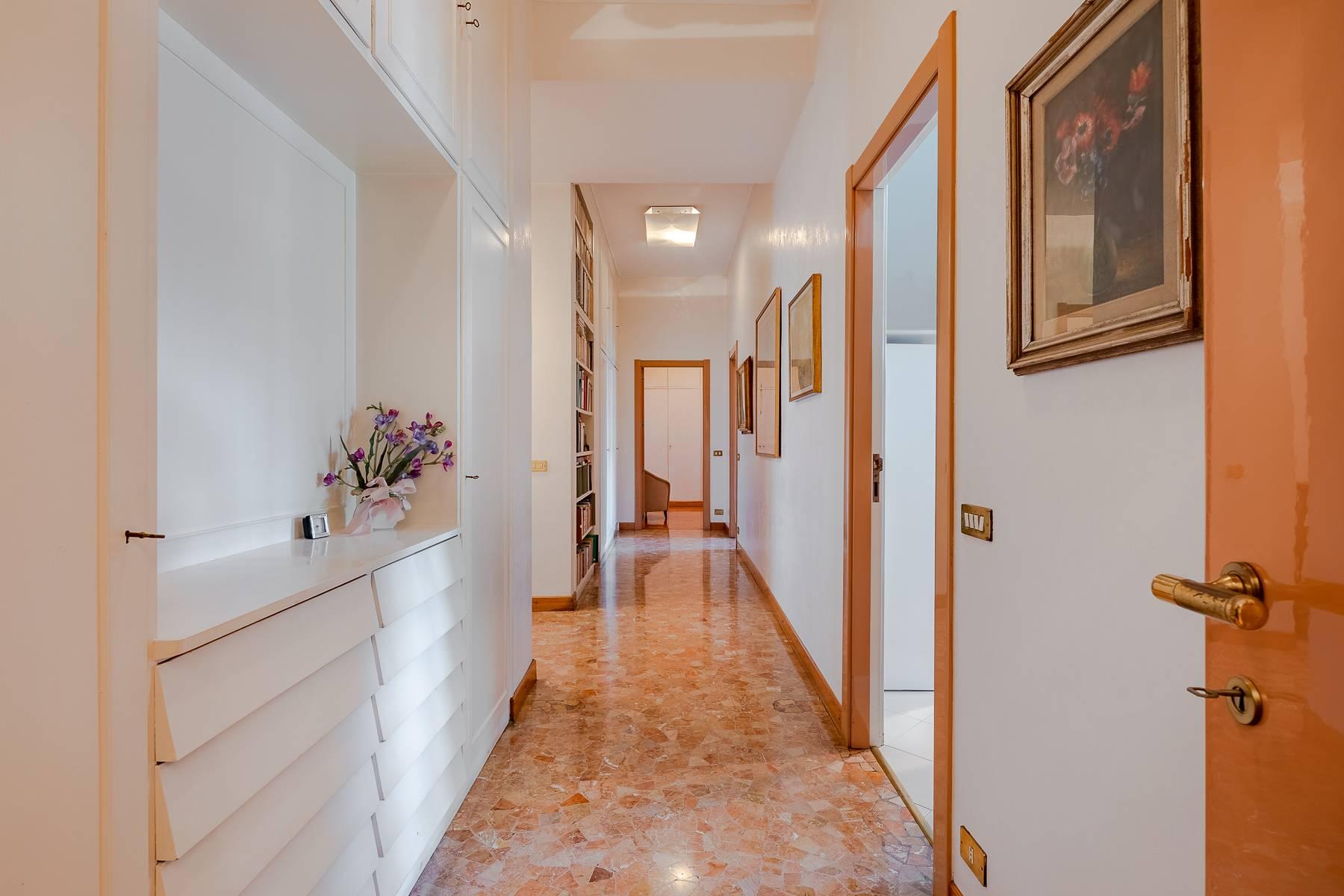 Elegant apartment in Via Marradi - 9