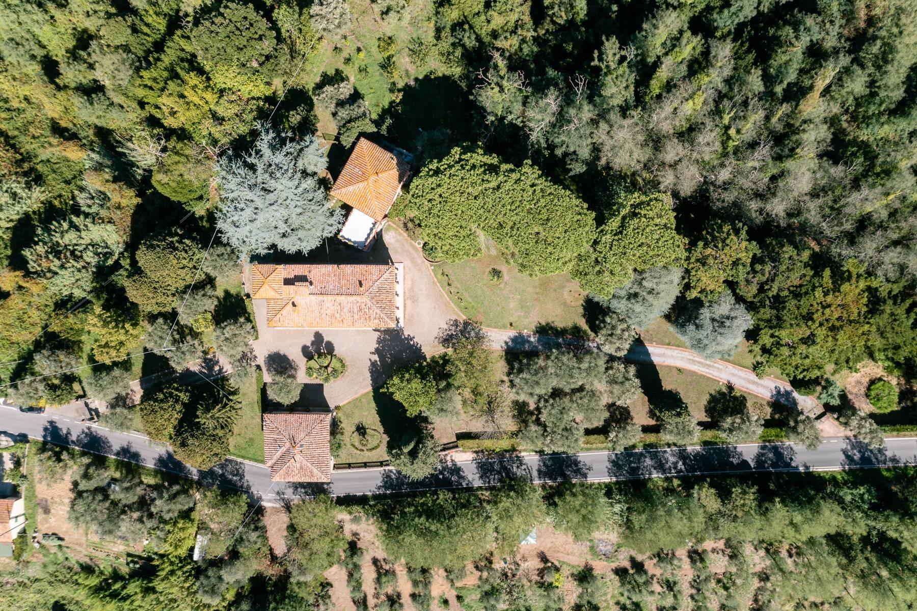 Elegante villa sulla colline Toscane - 1