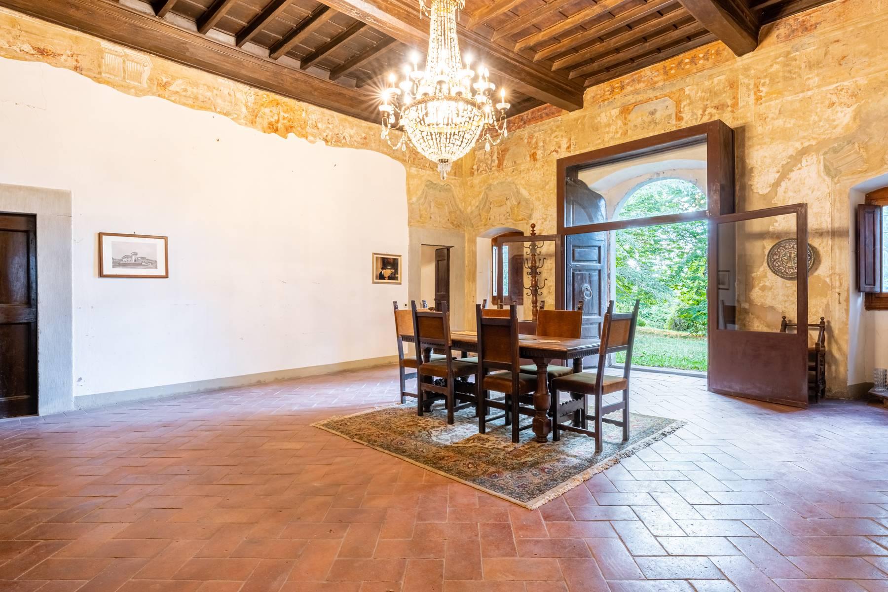 Majestic 16th century villa in the Tuscan countryside - 4