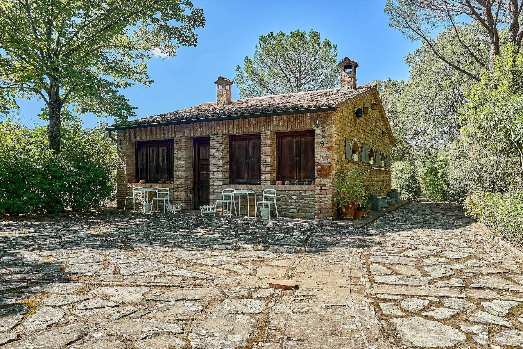 Restored farmhouse on the hills of Emilia Romagna - 5