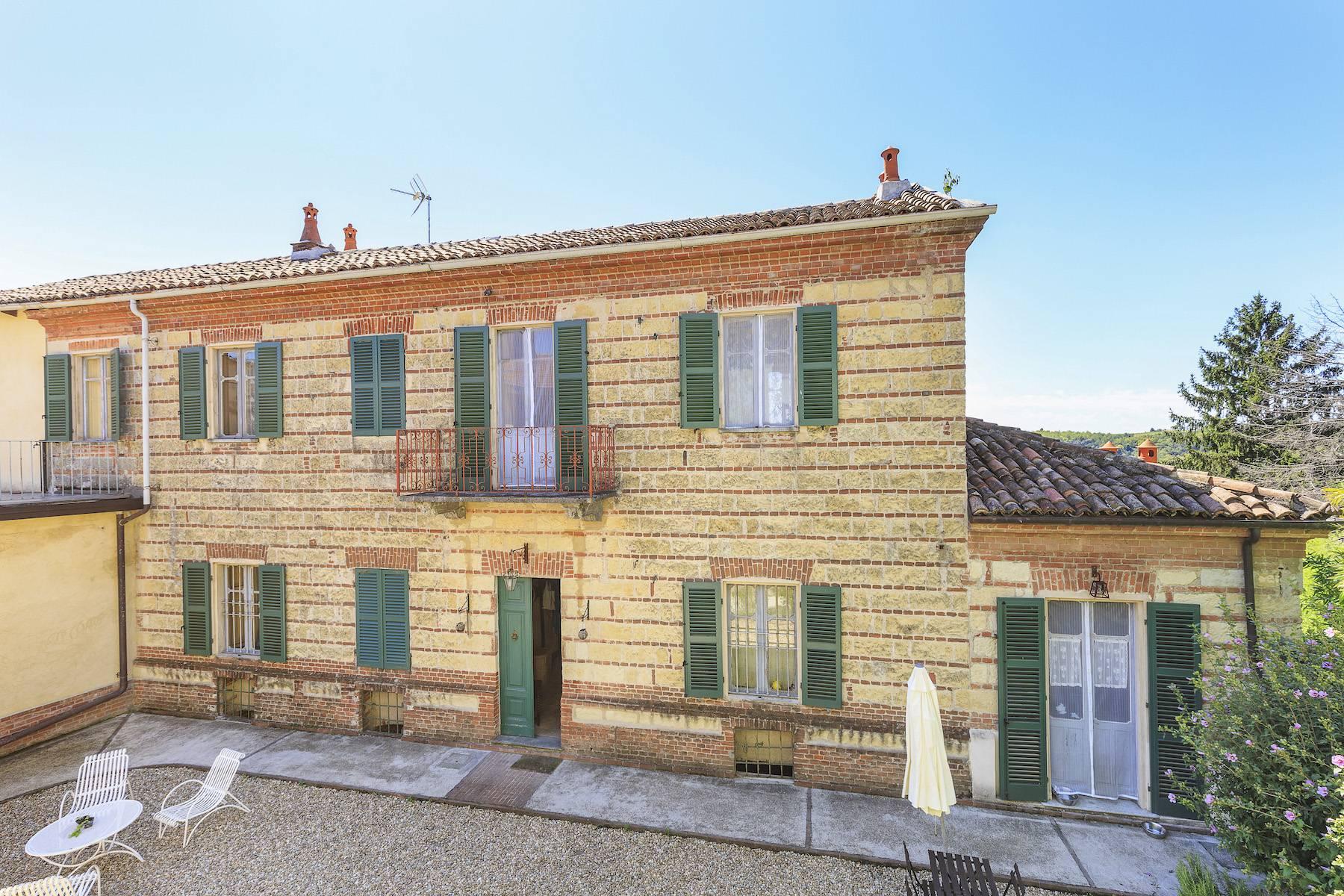 Enchanting historic residence inserted in the center of a suggestive Borgo del Monferrato - 34