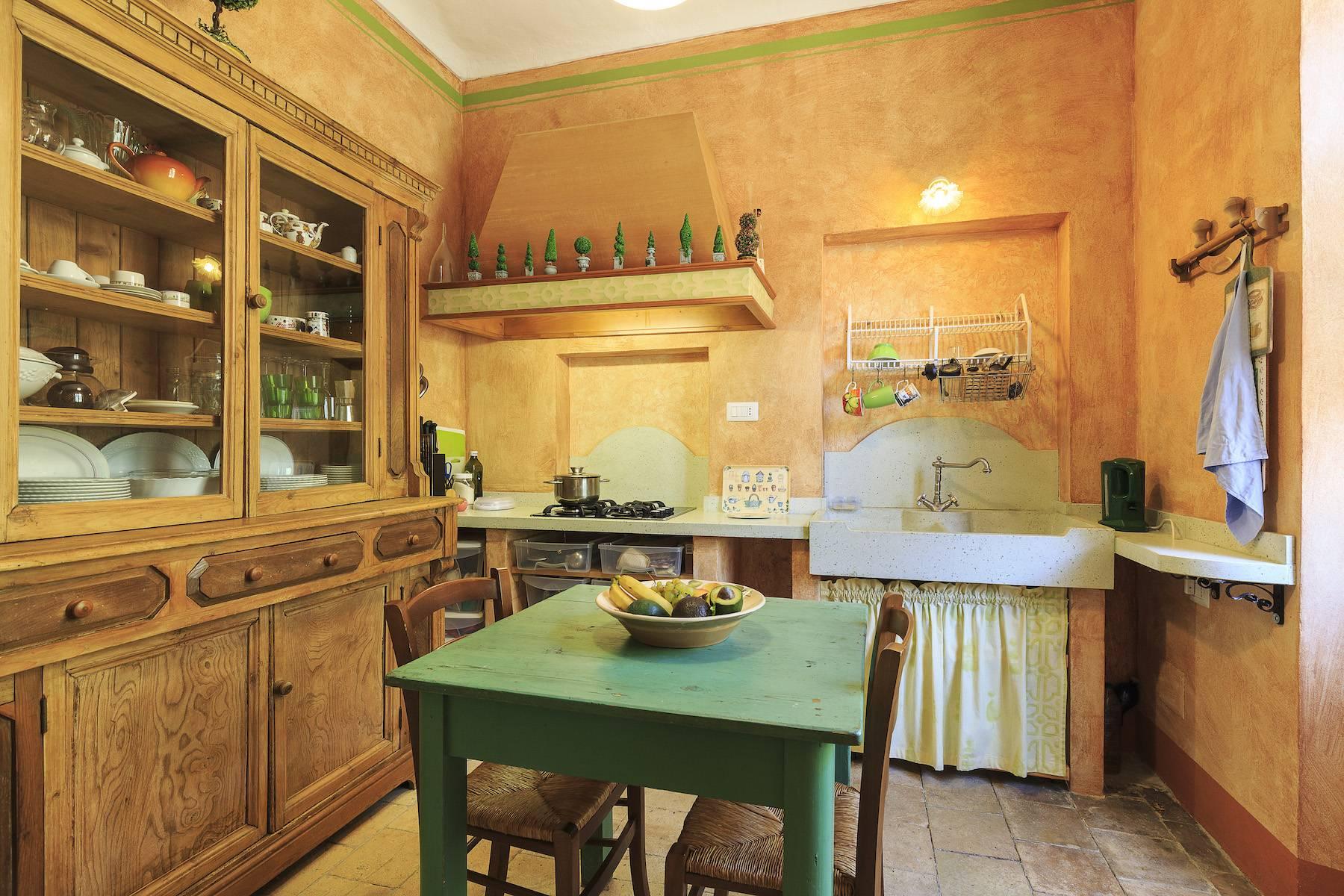 Enchanting historic residence inserted in the center of a suggestive Borgo del Monferrato - 7