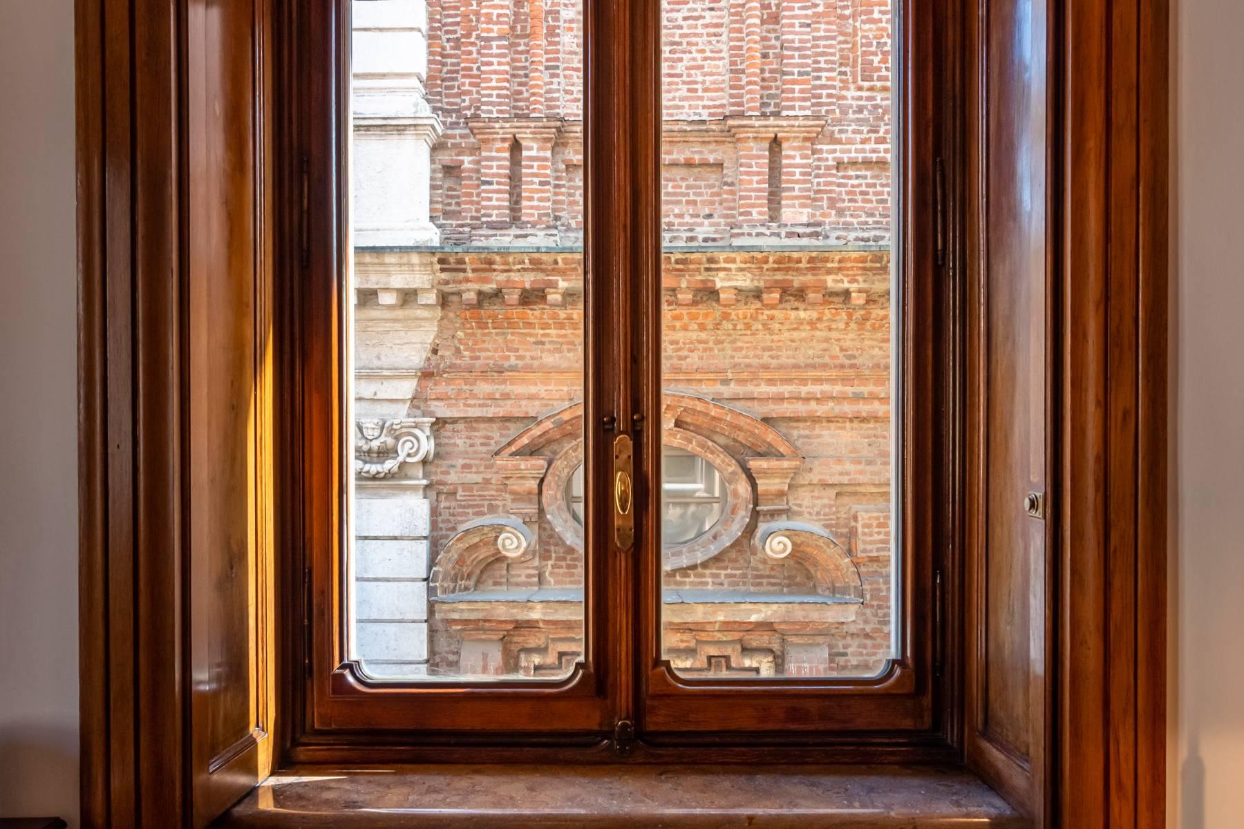 Elegant apartment in the center of Turin - 15
