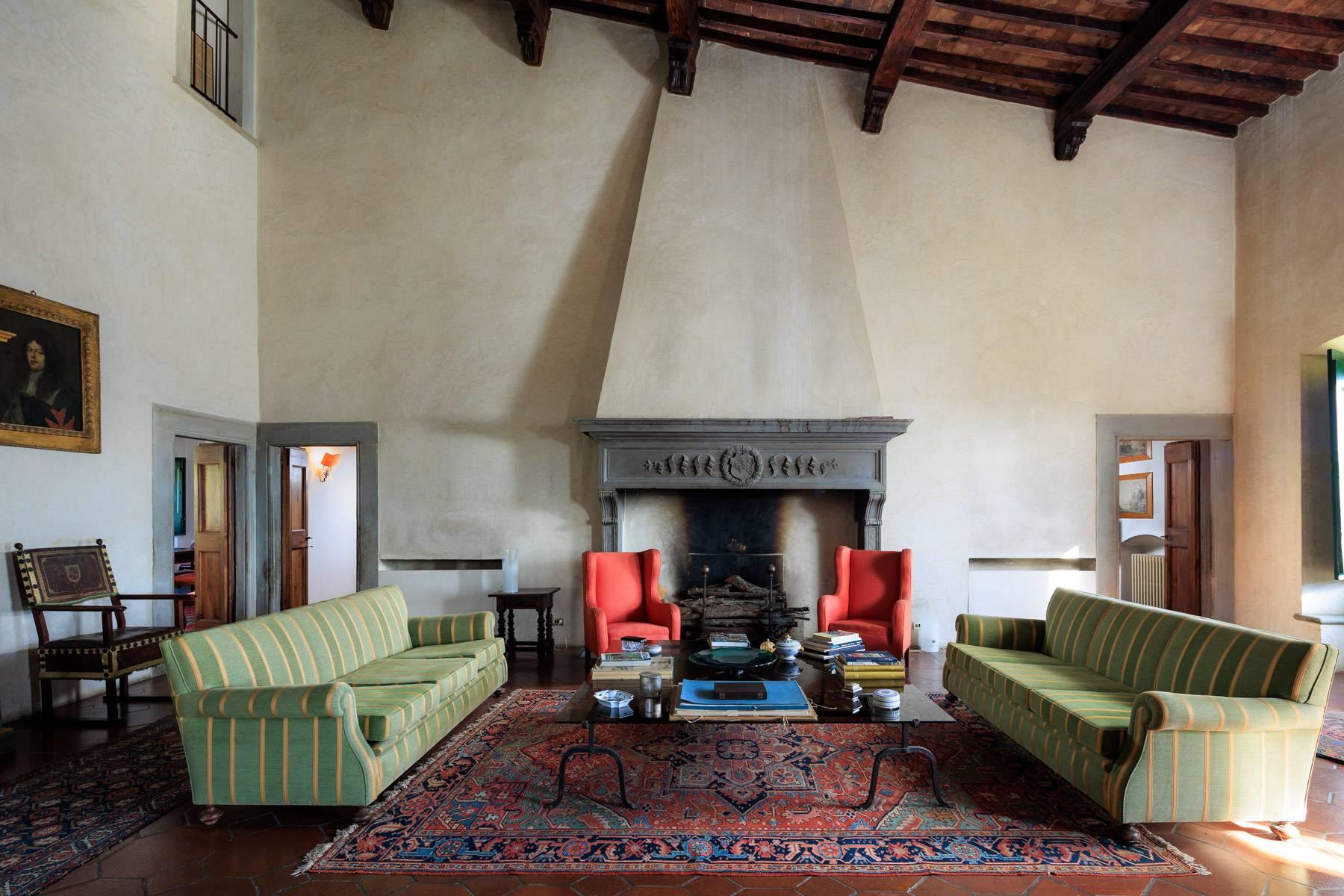 Grande villa padronale d'epoca nella più rinomata zona olearia vicino a Firenze - 6