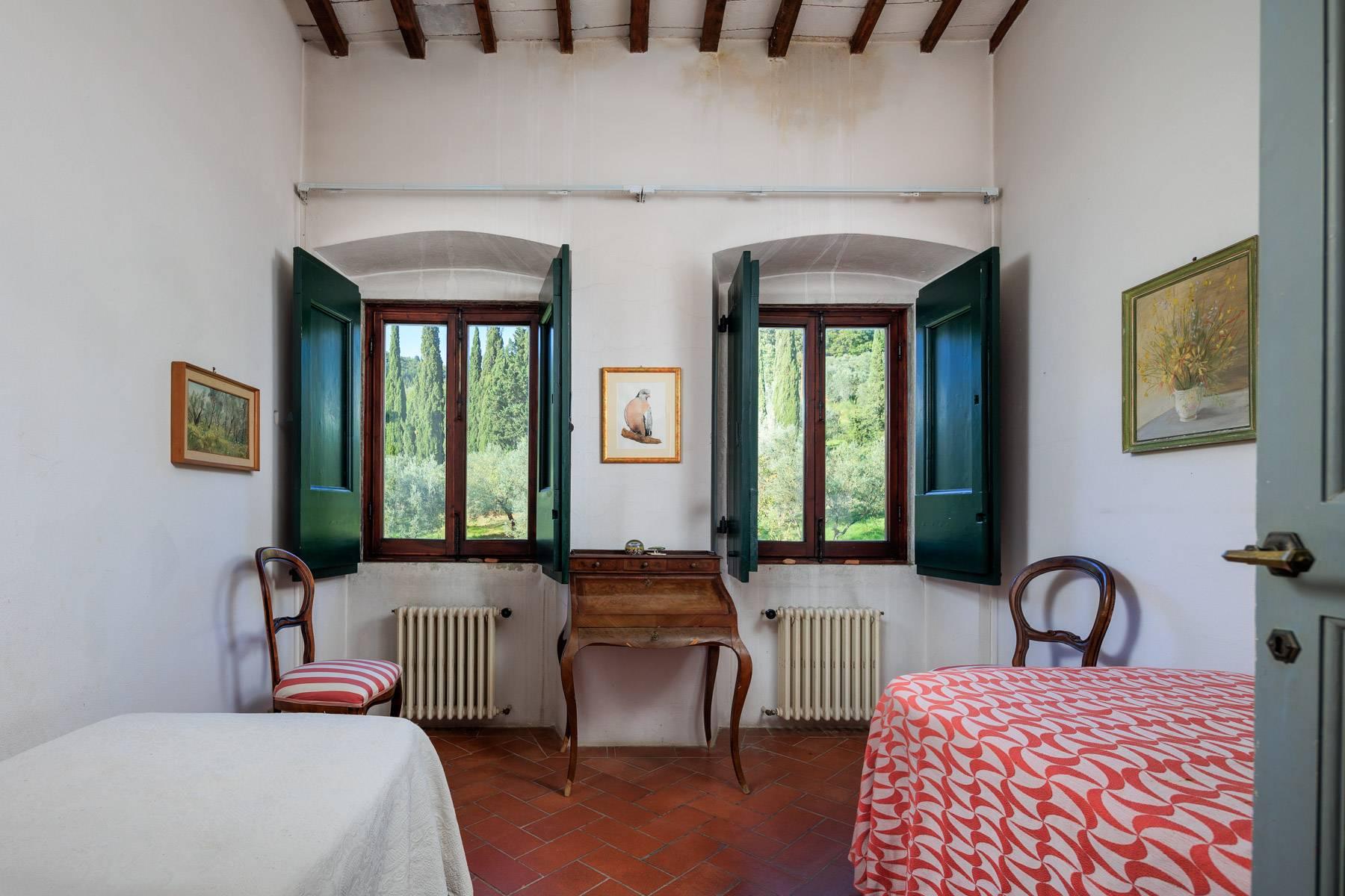 Large period farmhouse in the most renowned olive production area close to Florence - 20