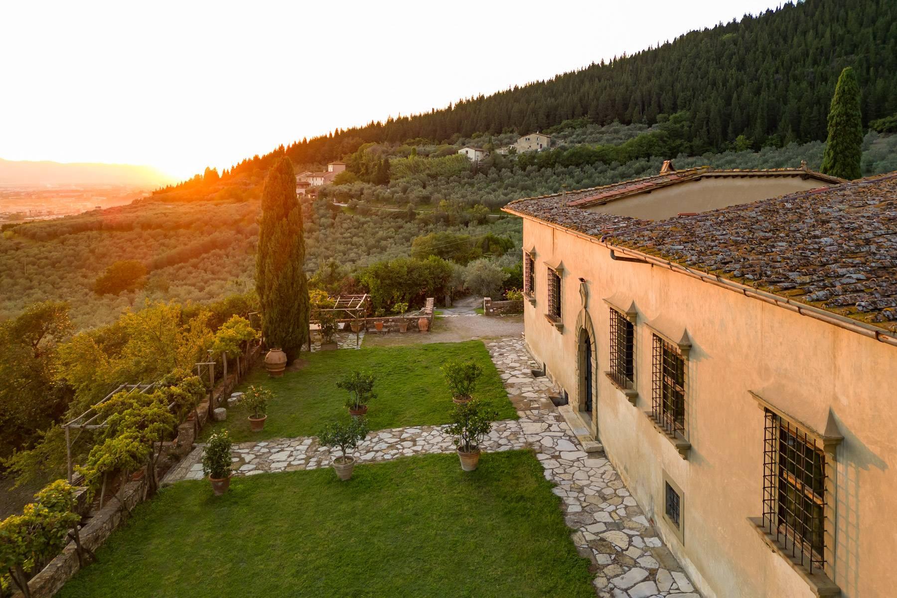 Large period farmhouse in the most renowned olive production area close to Florence - 31