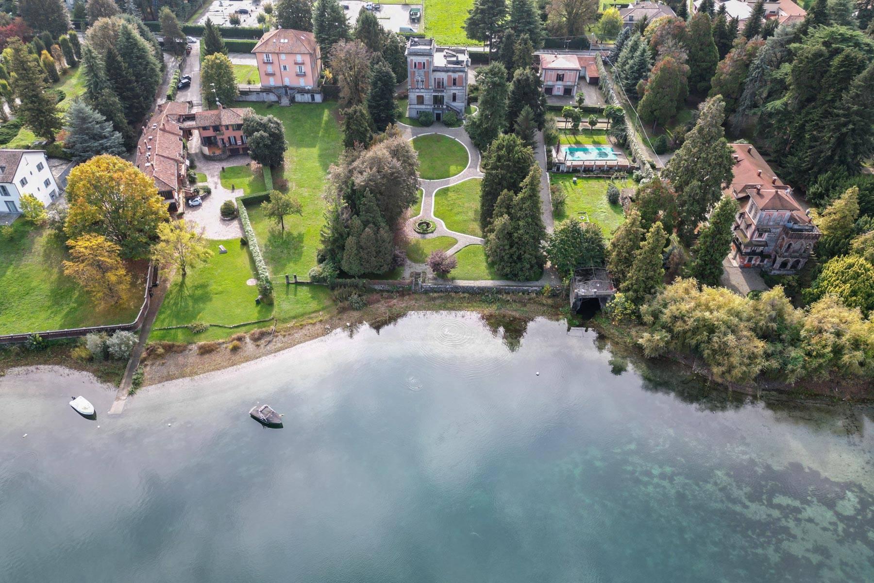 Emozionale villa depoca sulle sponde del fiume Ticino - 3