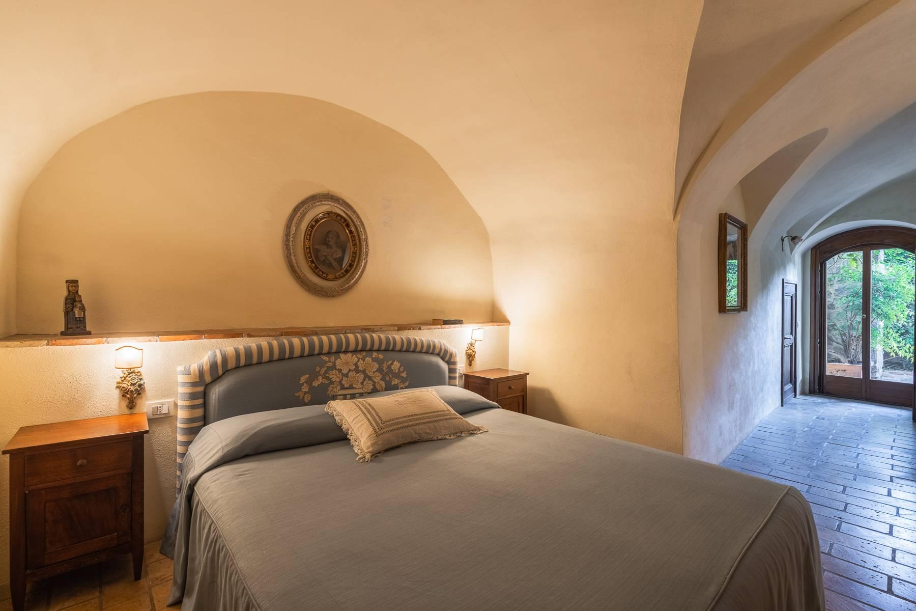 Villa di charme in Torre Saracena inserita in piccolo borgo storico sopra Sanremo - Asta tra privati - 30
