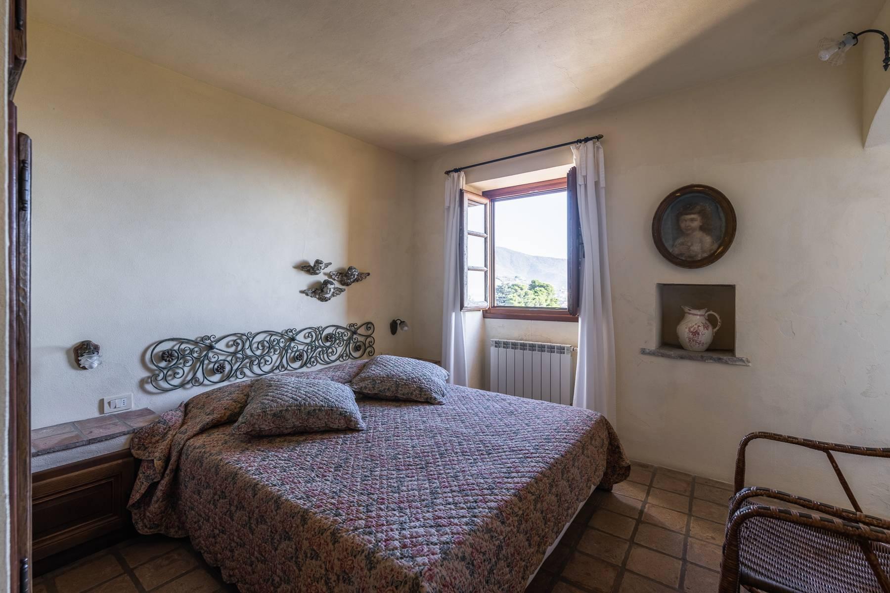 Villa di charme in Torre Saracena inserita in piccolo borgo storico sopra Sanremo - Asta tra privati - 37