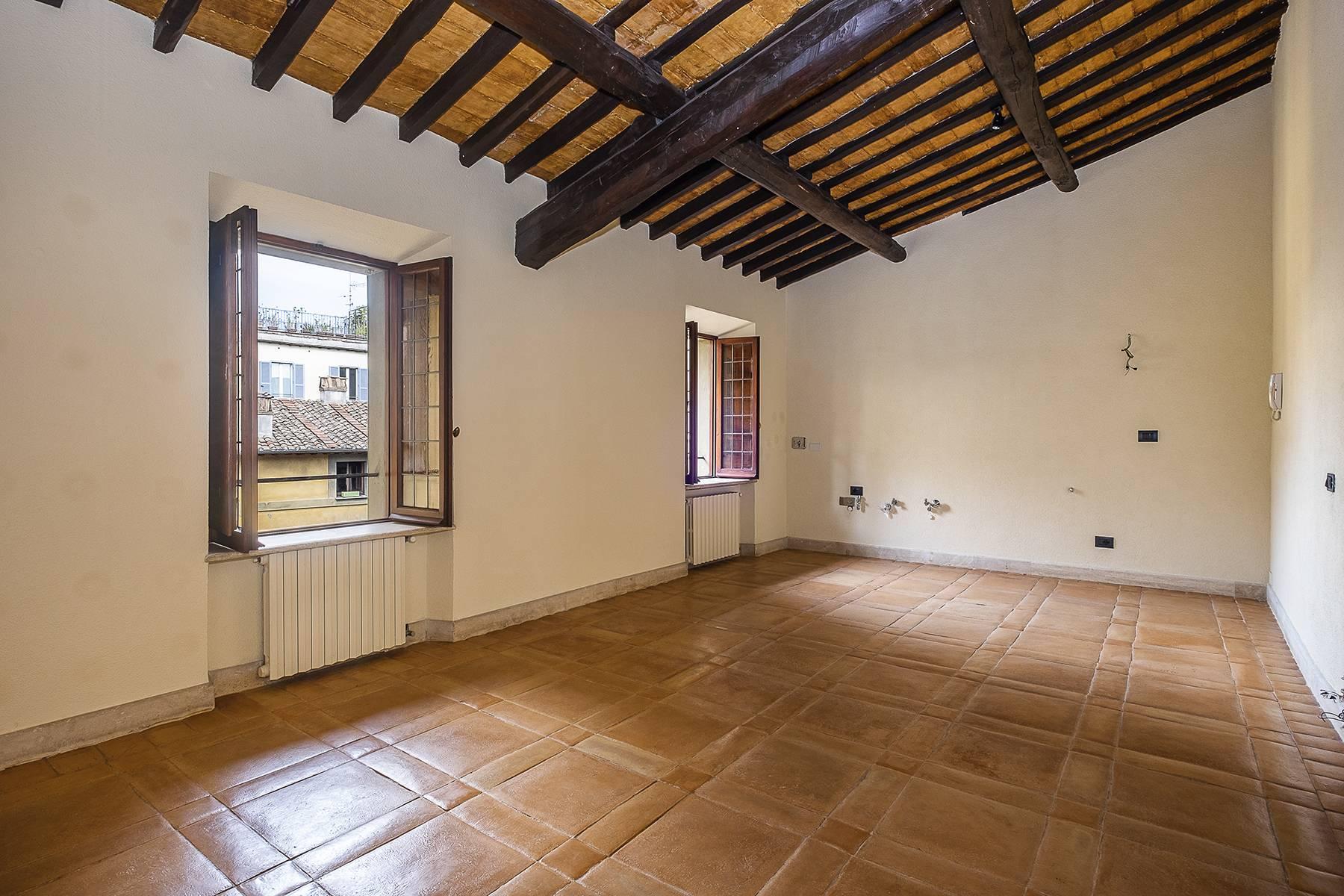Esclusivo appartamento in centro storico con vista sui tetti di Roma - 21