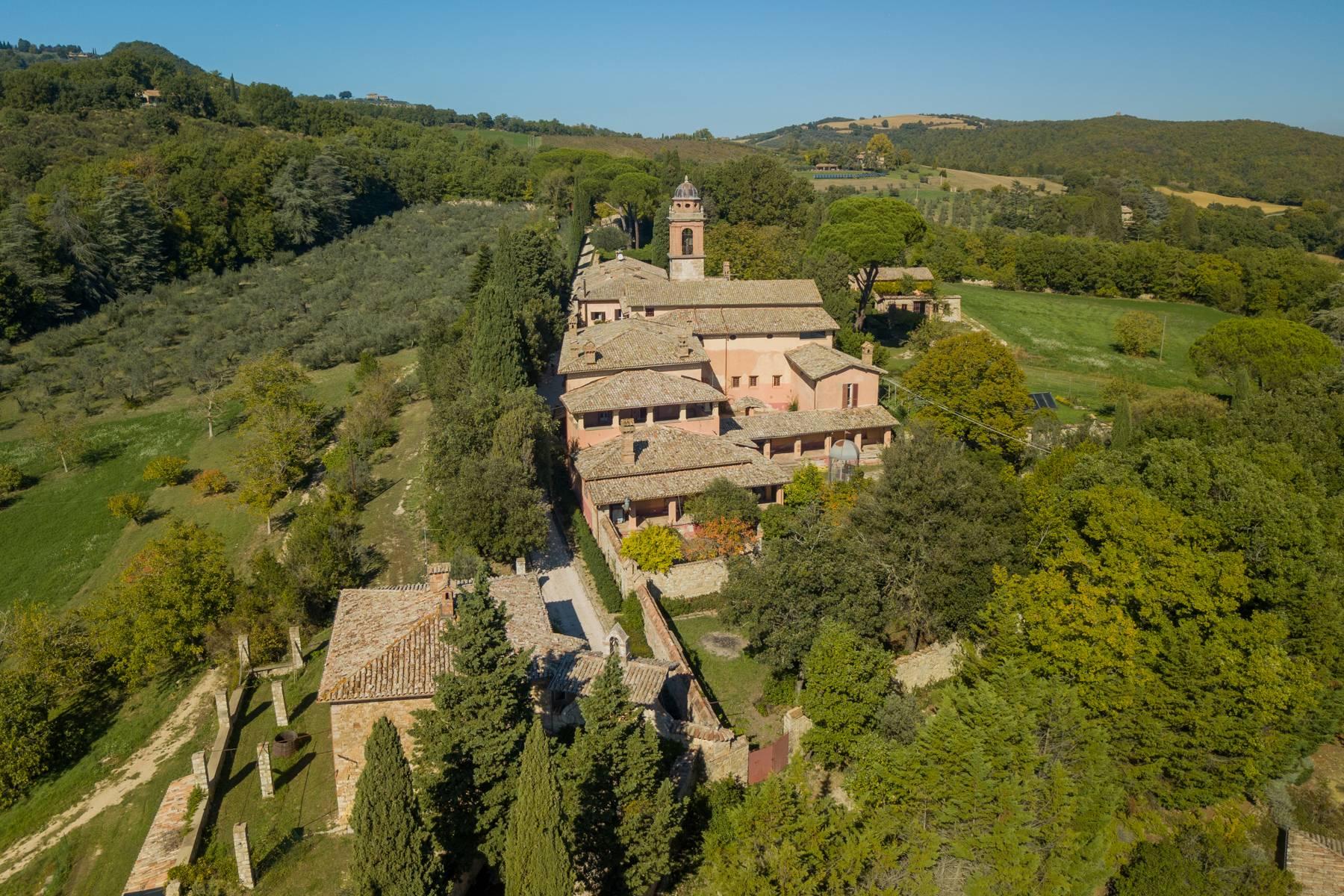 Ancient convent in the countryside of Todi - 19