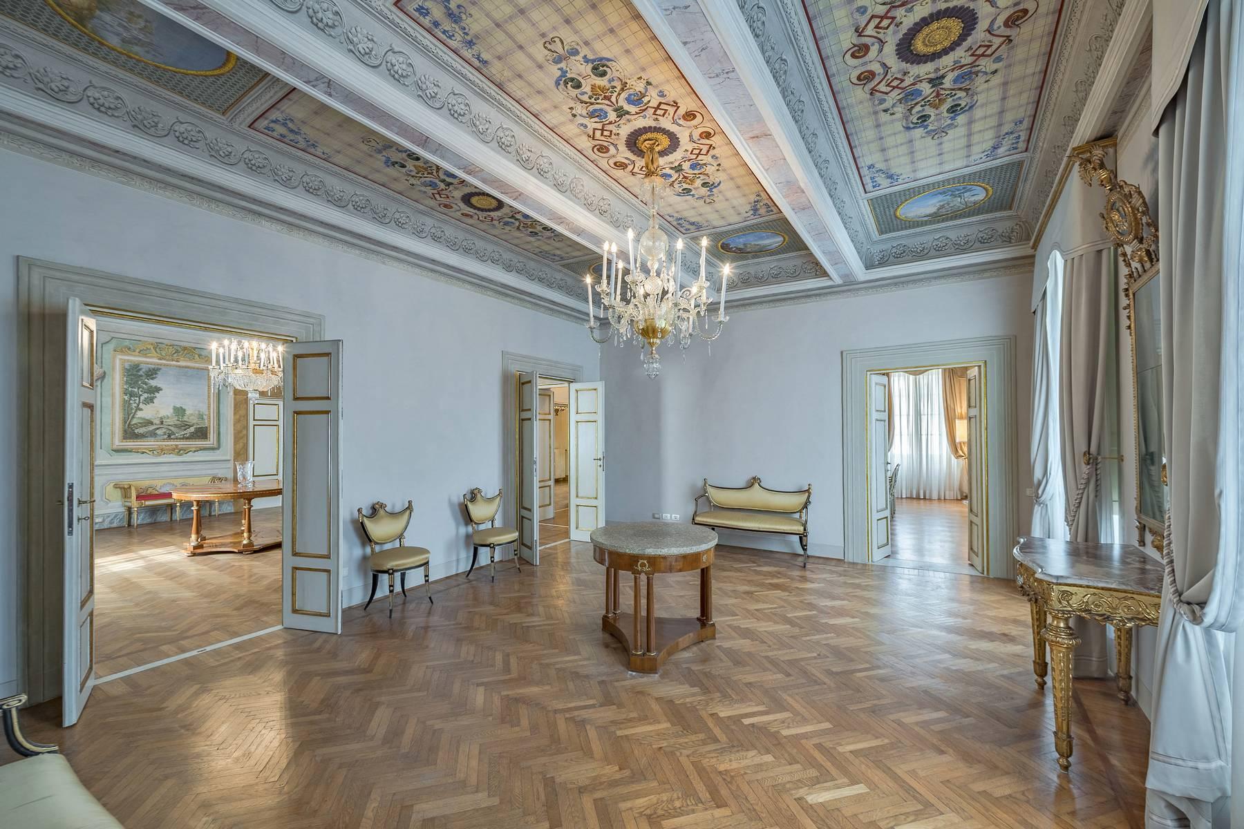Elegant apartment in the heart of Lucca - 1