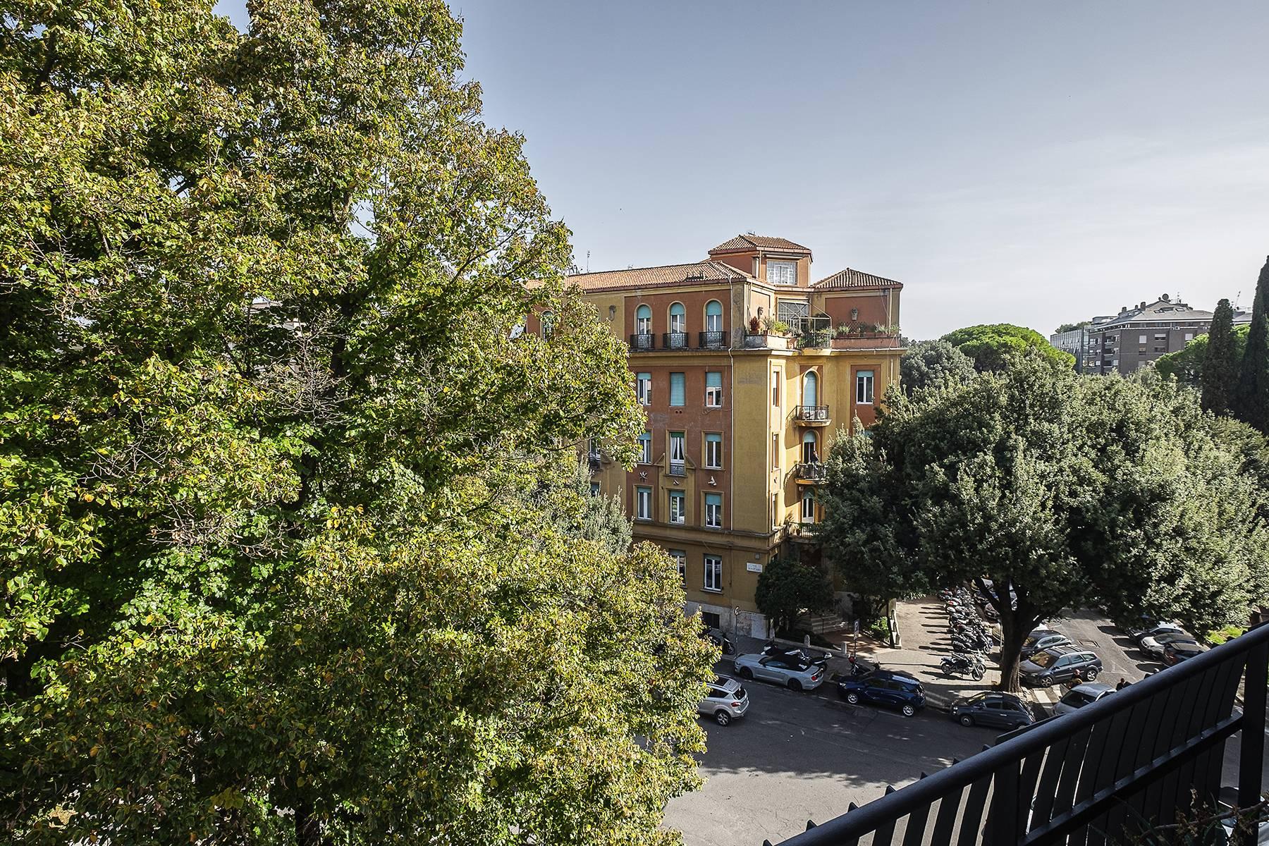 Ampio e panoramico  appartamento nell'elegante quartiere Della Vittoria - 7