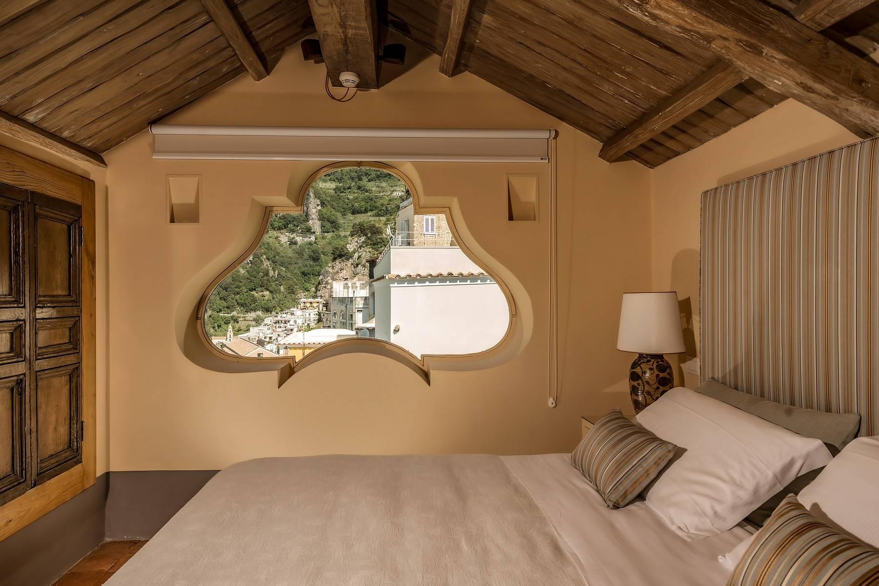 Majestic mansion overlooking the breathtaking Amalfi Coast - 13