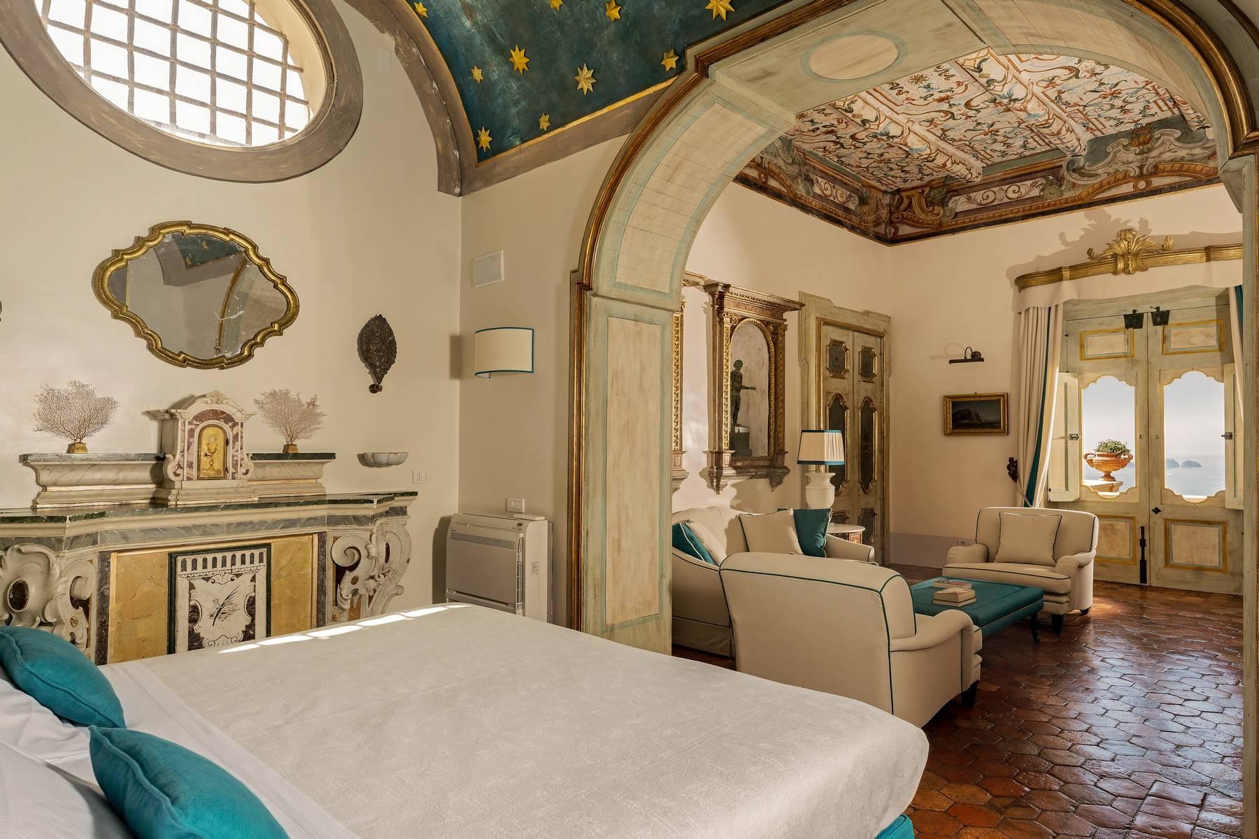 Majestic mansion overlooking the breathtaking Amalfi Coast - 9