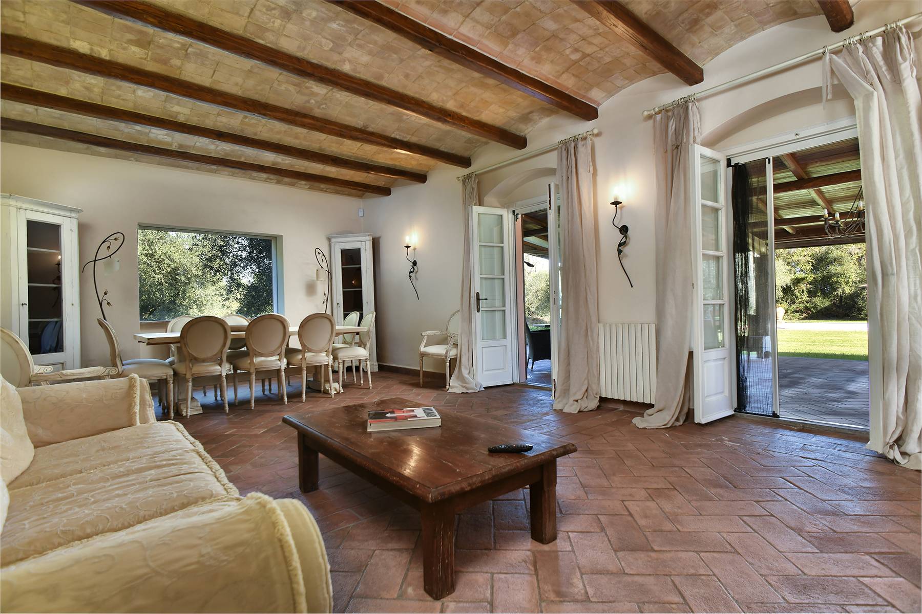 Exclusive beach house in Tuscany close to the sea - 1