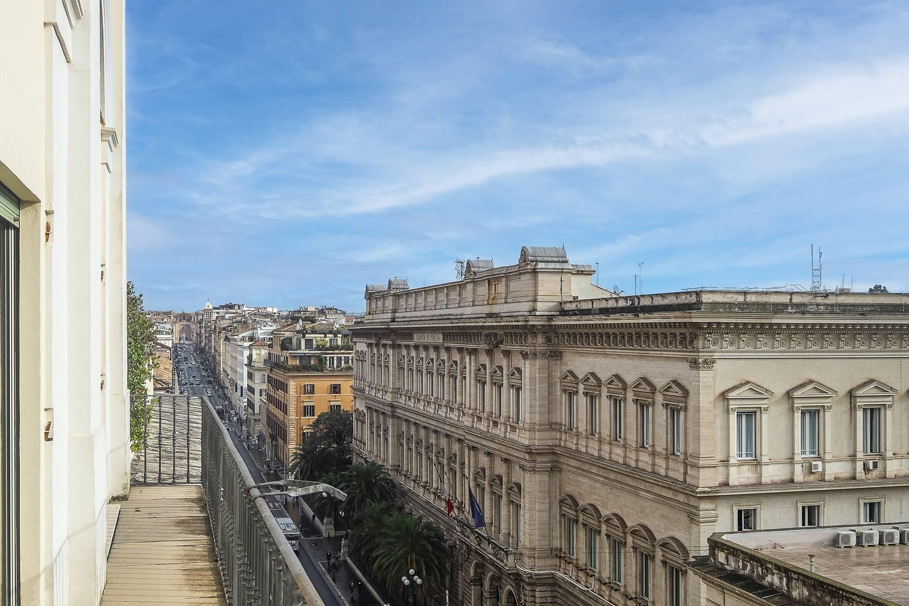 Fascinating penthouse with terraces a few steps from the Quirinale - 7
