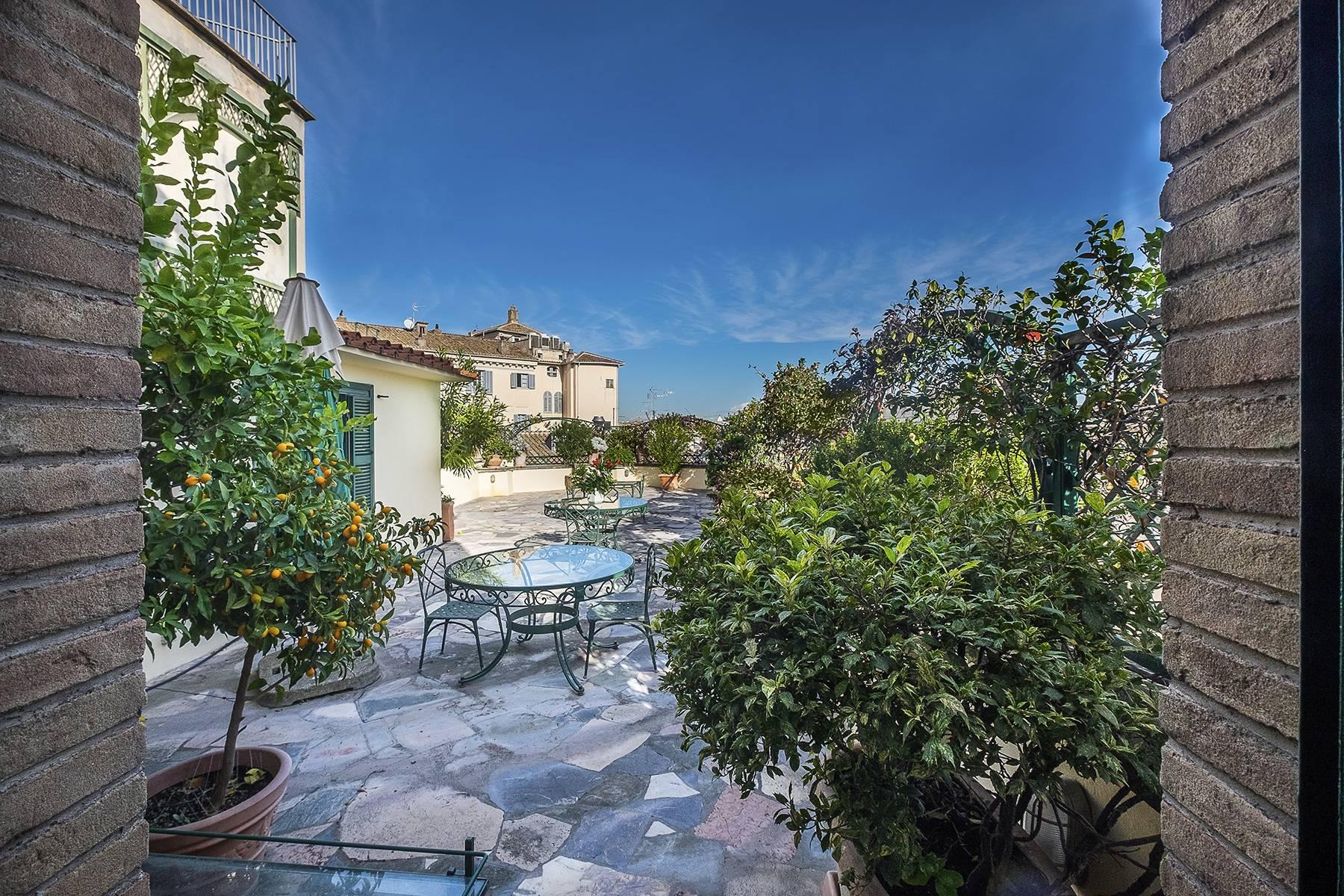 Fascinating penthouse with terraces a few steps from the Quirinale - 5