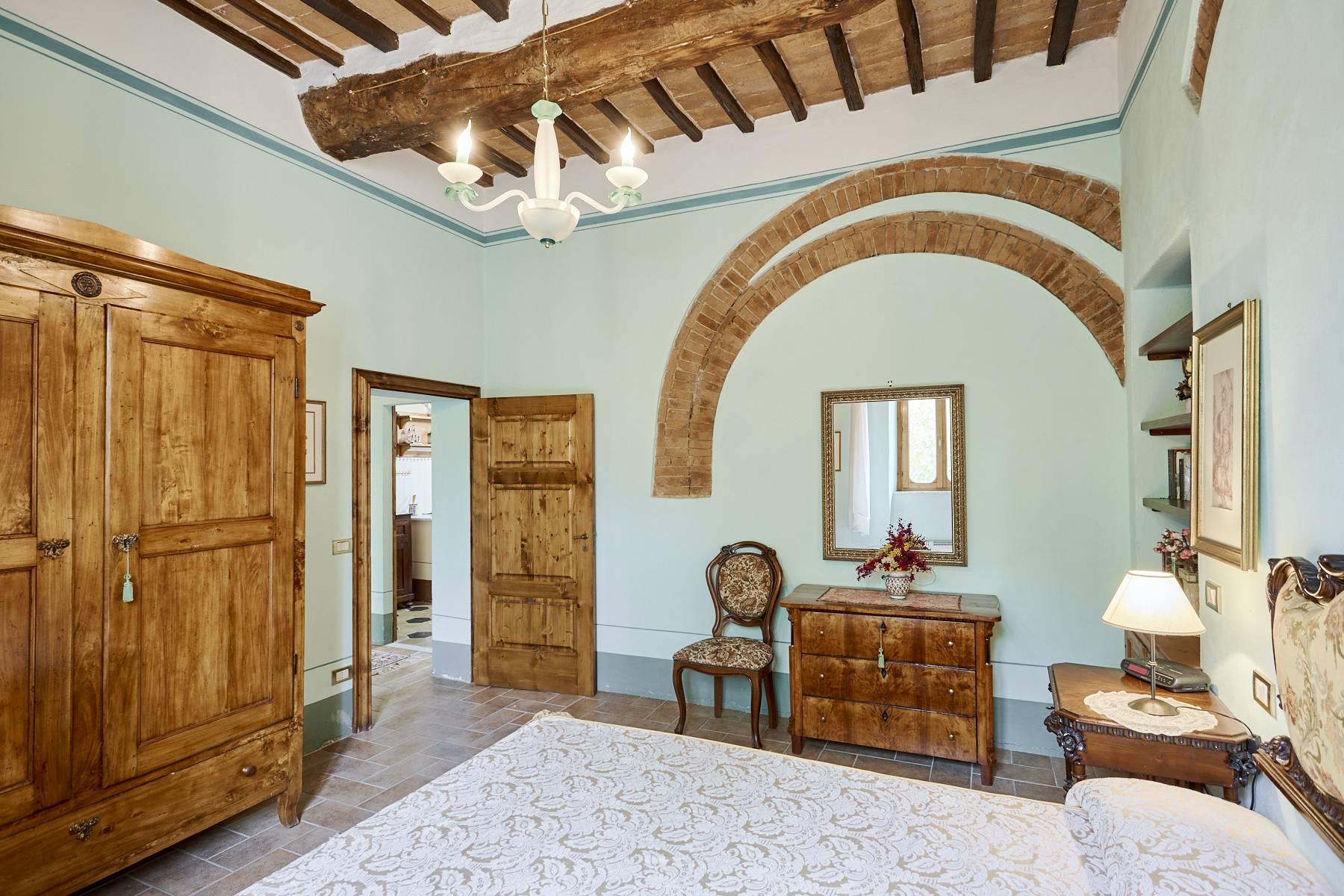 Historische Villa mit privatem See in Montepulciano - 17