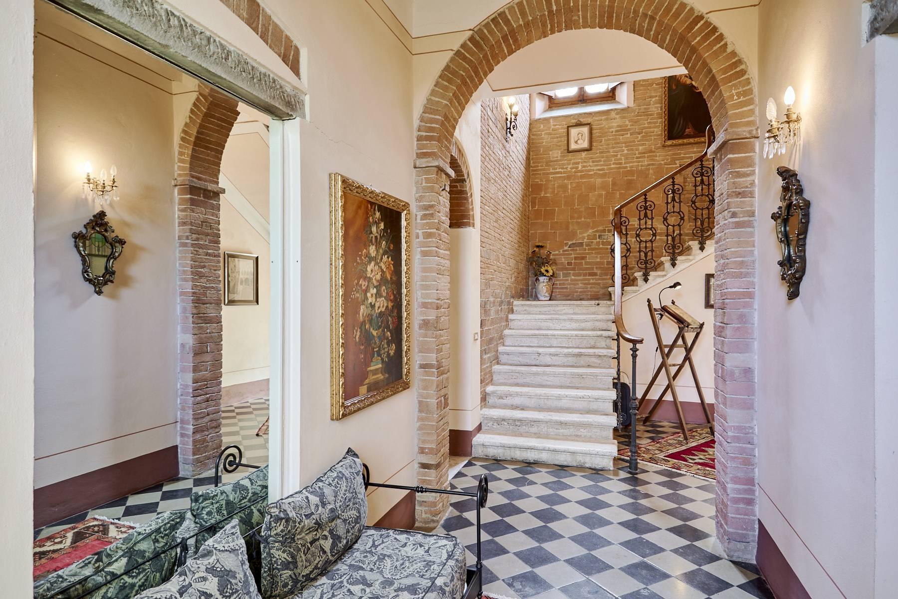 Historische Villa mit privatem See in Montepulciano - 5