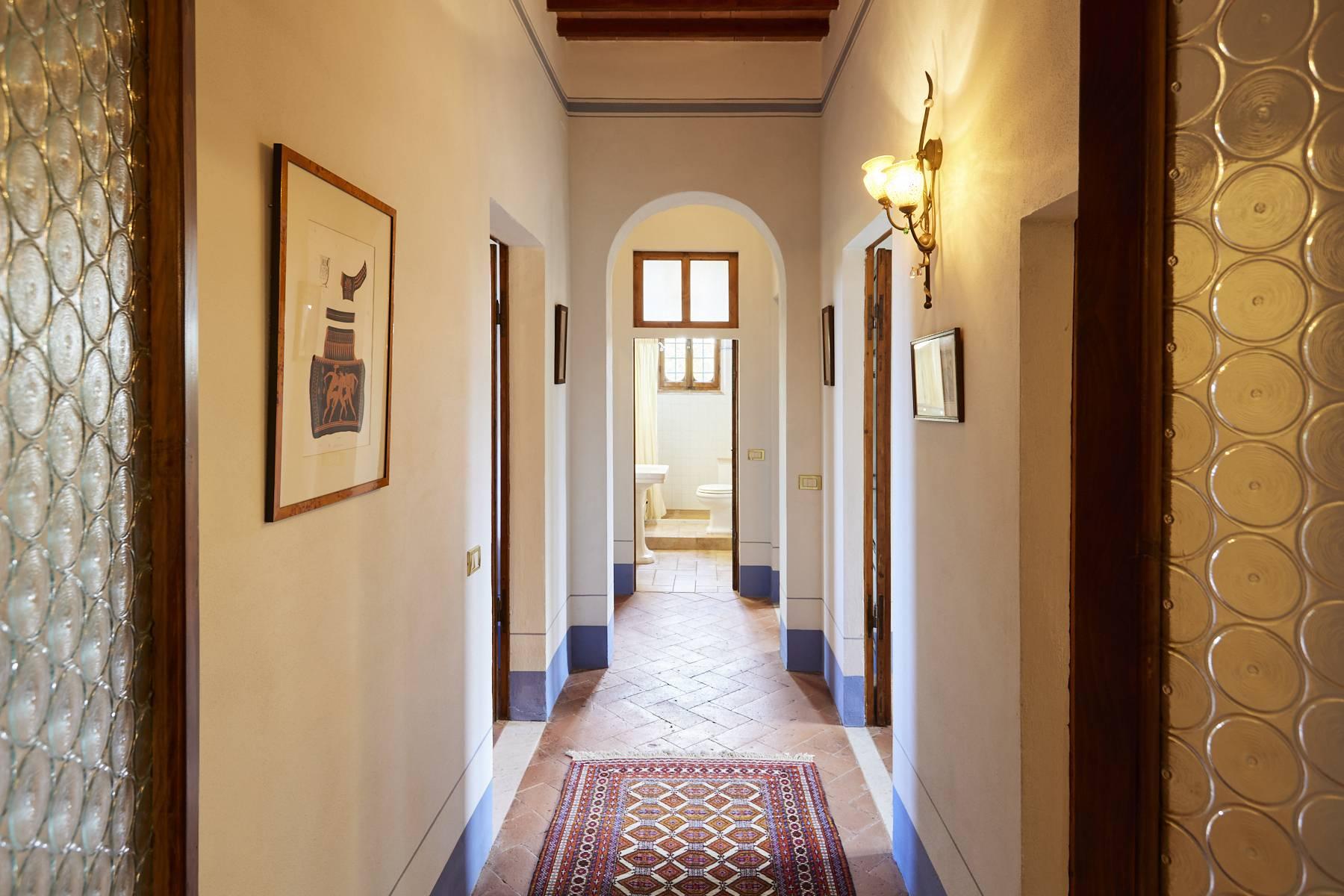 Historische Villa mit privatem See in Montepulciano - 20