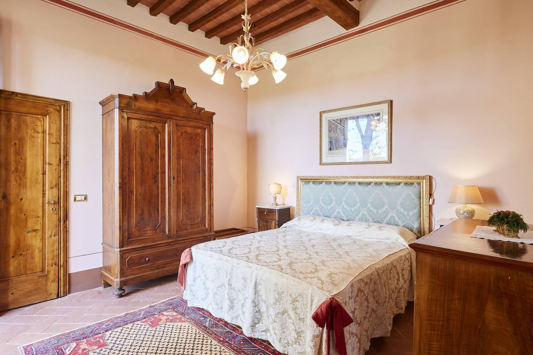 Historische Villa mit privatem See in Montepulciano - 30