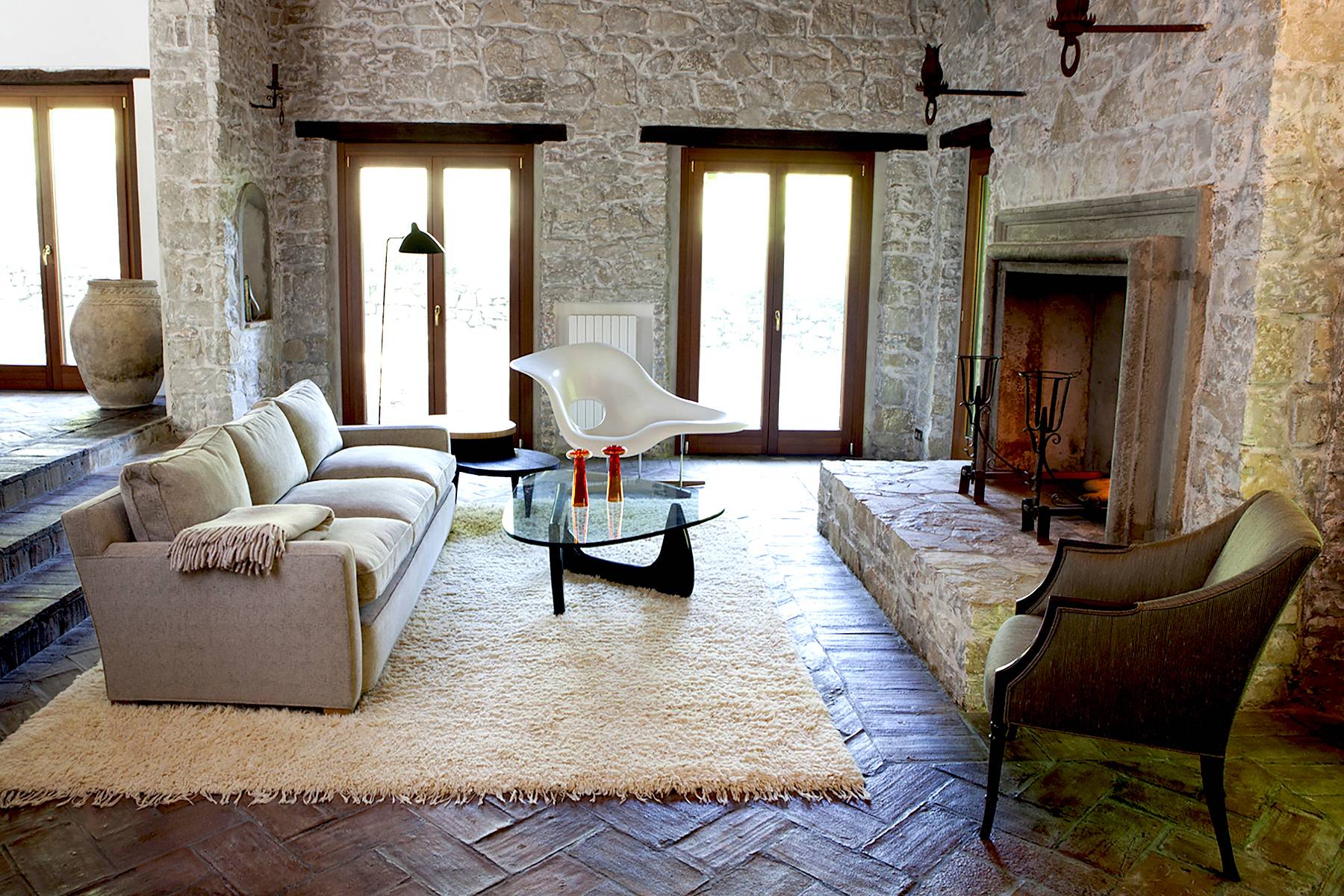 Stunning setting for a contemporary stone farmhouse 
in captivating Umbria - 16