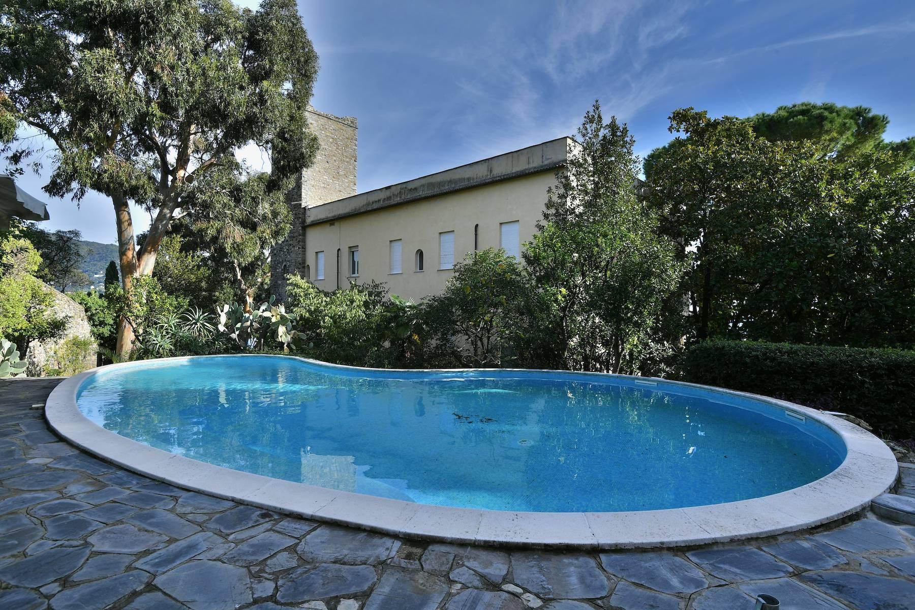 Prächtige Wohnung in einem prestigeträchtigen Schloss in San Michele di Pagana - 3