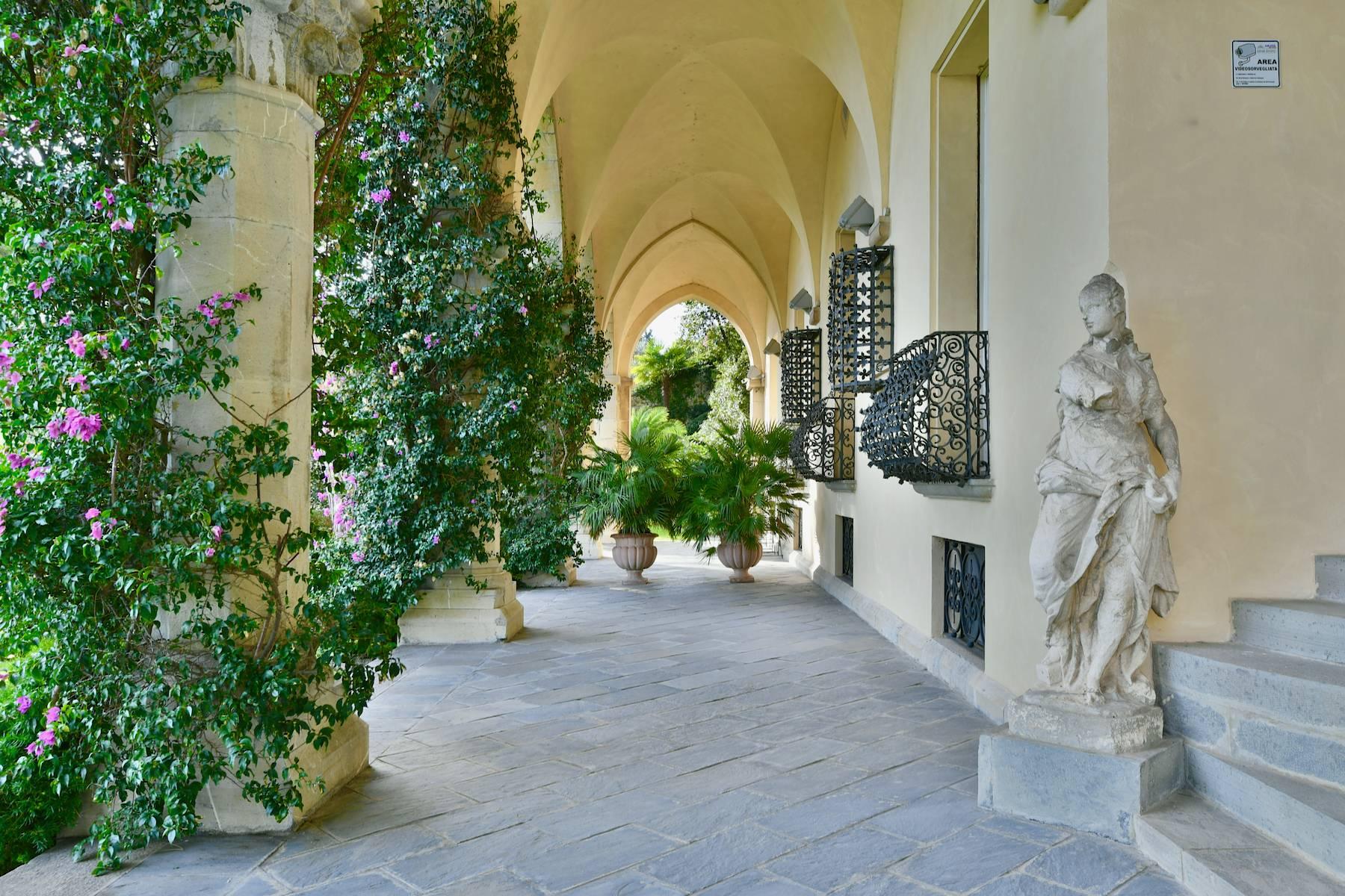Prächtige Wohnung in einem prestigeträchtigen Schloss in San Michele di Pagana - 4