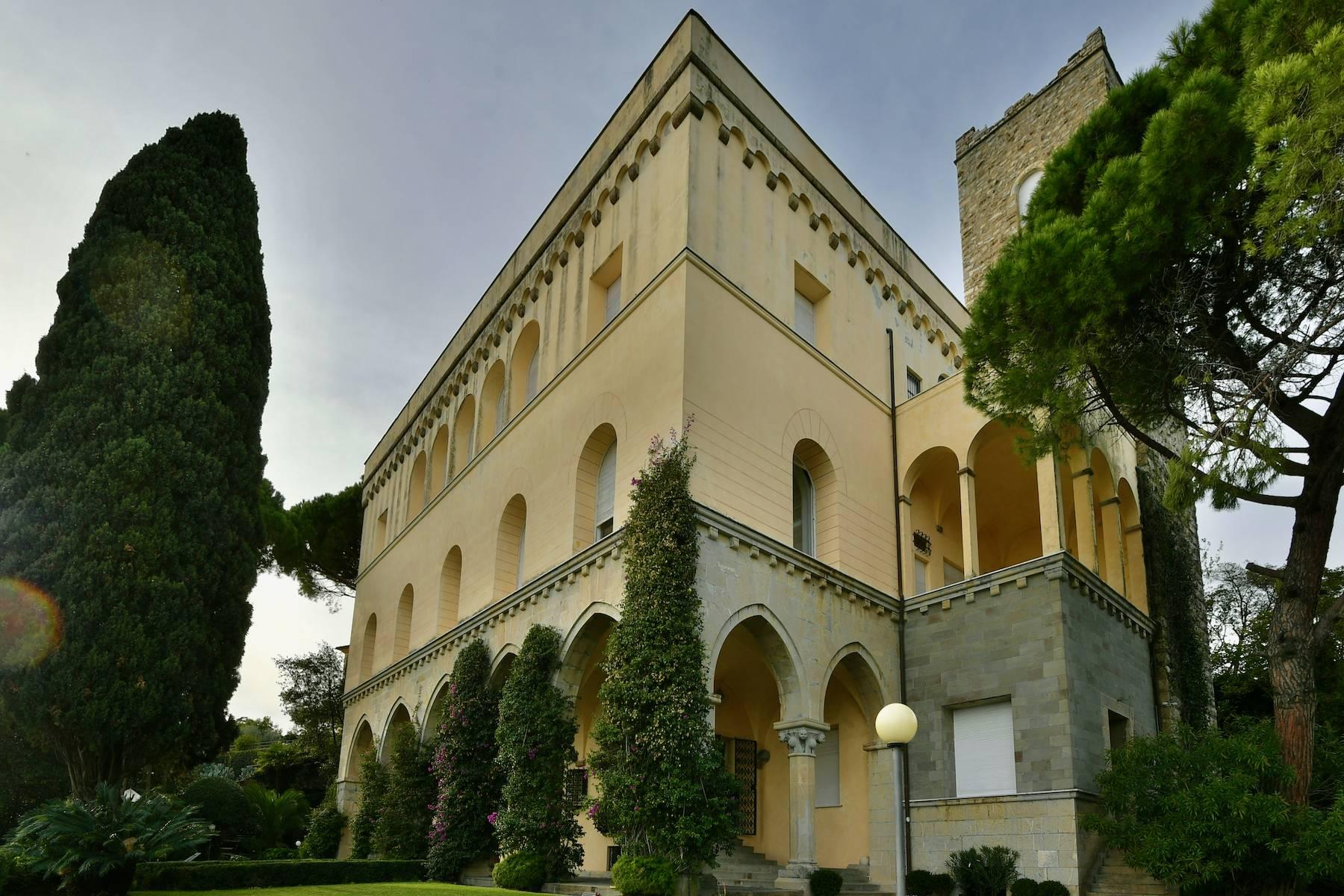 Splendid apartment in a prestigious castle in San Michele di Pagana - 13